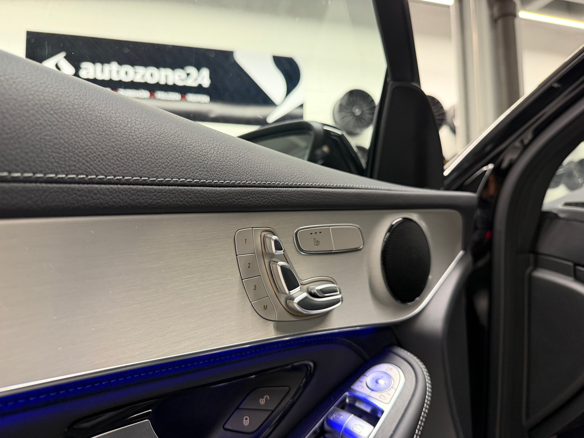 MERCEDES-BENZ GLC 63 S AMG 4m+ *CH-Auto*Gratis Service*Garantie*Top Ausstattung*AMG Performance Sitze High End*-image-19