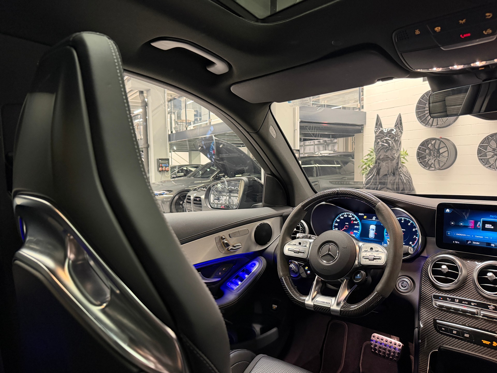 MERCEDES-BENZ GLC 63 S AMG 4m+ *CH-Auto*Gratis Service*Garantie*Top Ausstattung*AMG Performance Sitze High End*-image-12