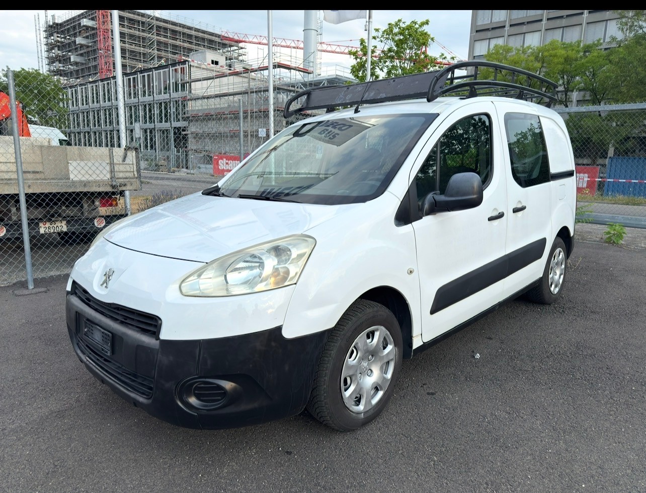 PEUGEOT Partner 1.6 e-HDI Urban Pack
