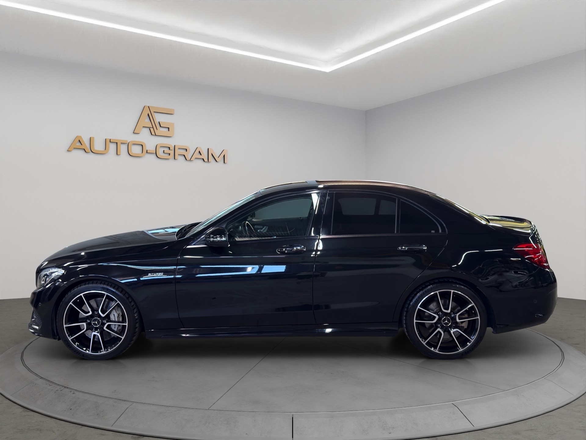MERCEDES-BENZ C 43 AMG 4Matic 9G-Tronic-showroom-element-1