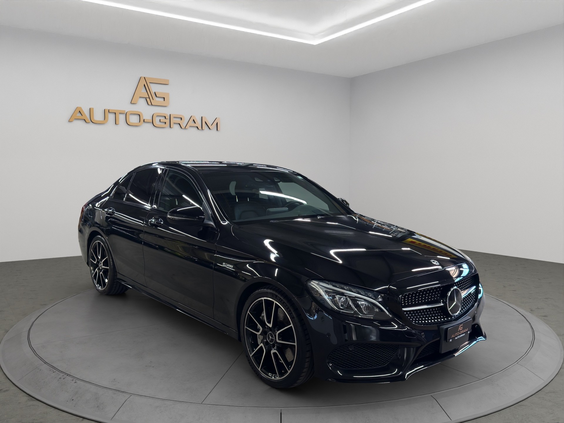 MERCEDES-BENZ C 43 AMG 4Matic 9G-Tronic-image-6