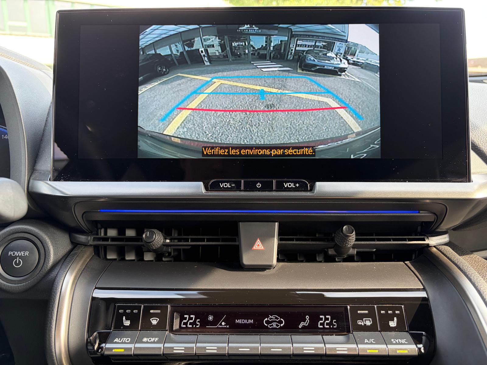 TOYOTA C-HR 2.0 HSD CVT Style 2WD-image-24