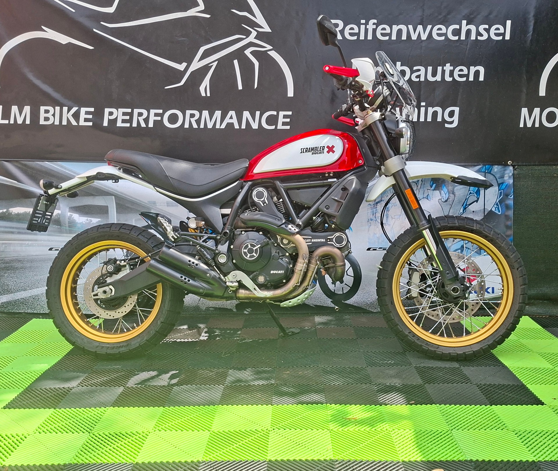 DUCATI Scrambler 800 Desert Sled-image-0