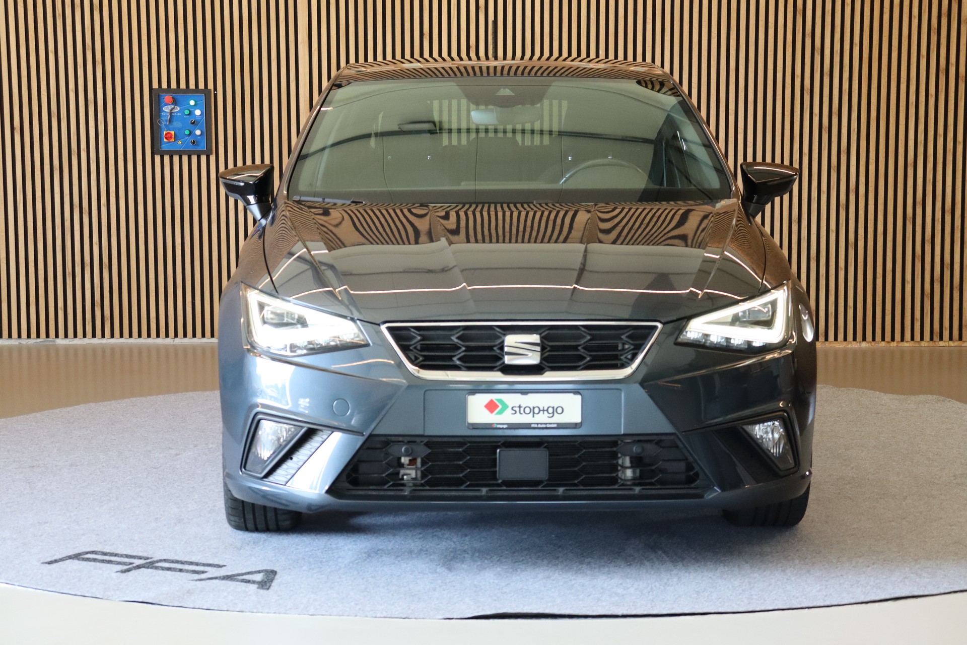 SEAT Ibiza 1.0 TSI 110 FR DSG-showroom-element-2