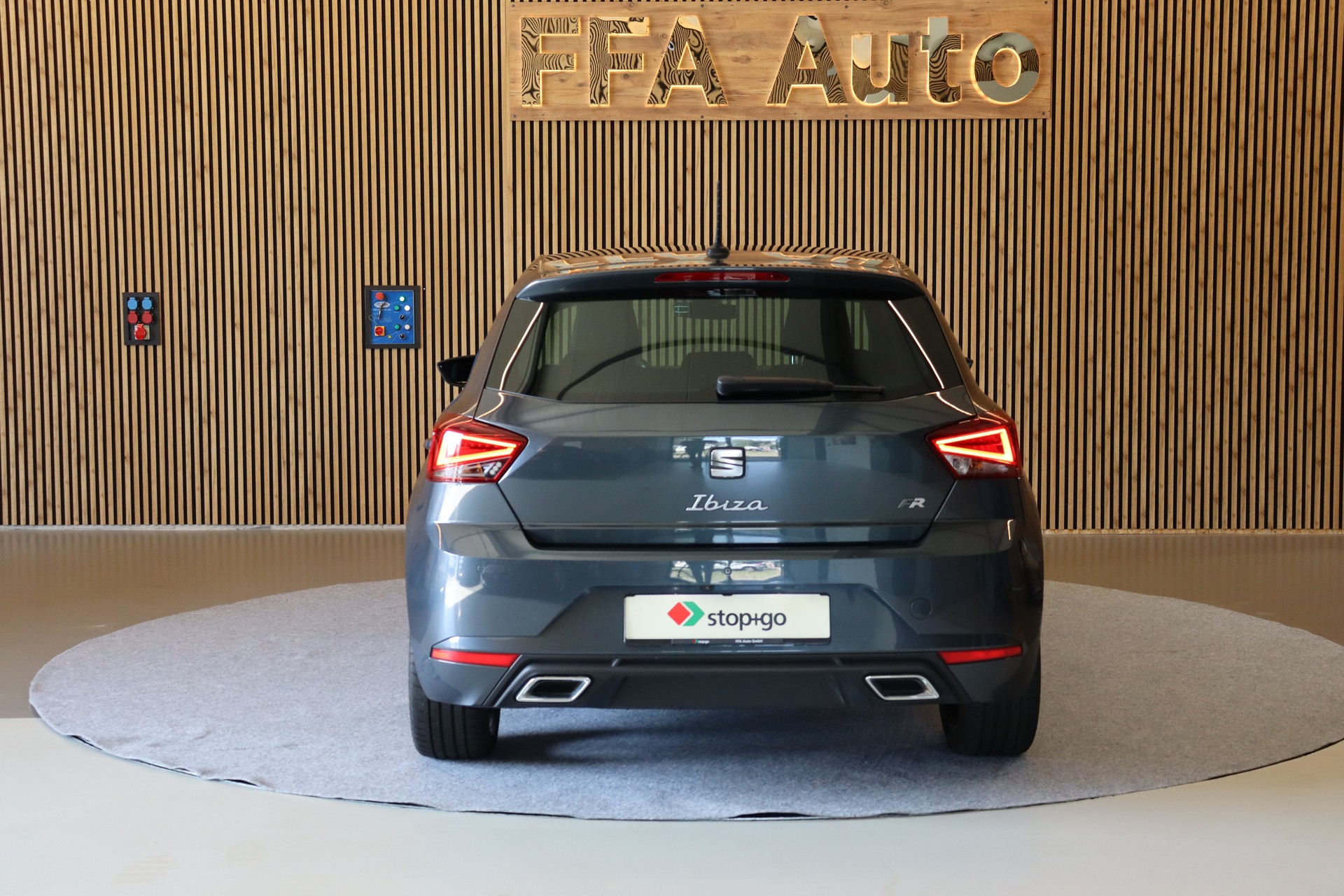 SEAT Ibiza 1.0 TSI 110 FR DSG-image-7