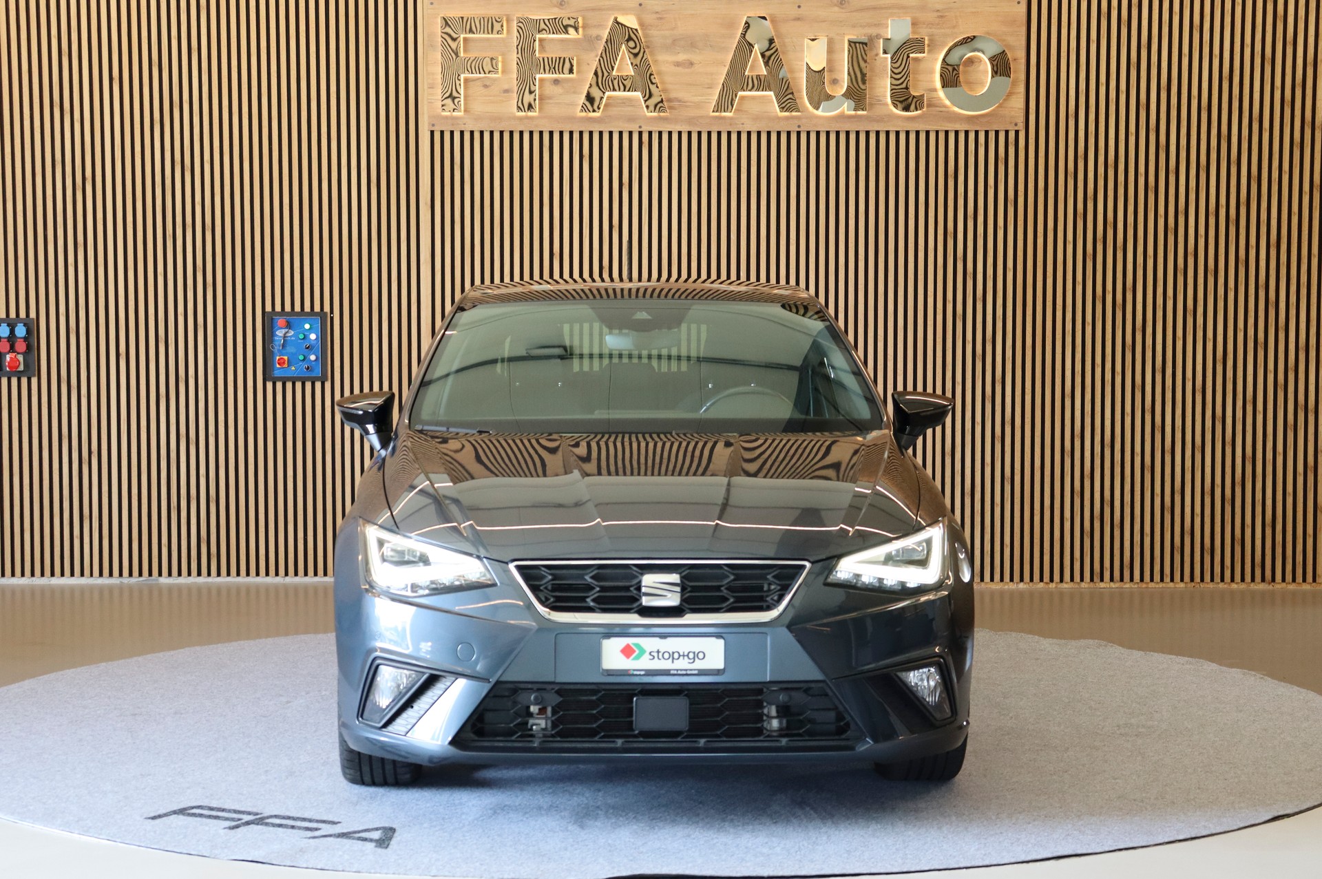 SEAT Ibiza 1.0 TSI 110 FR DSG-showroom-element-1