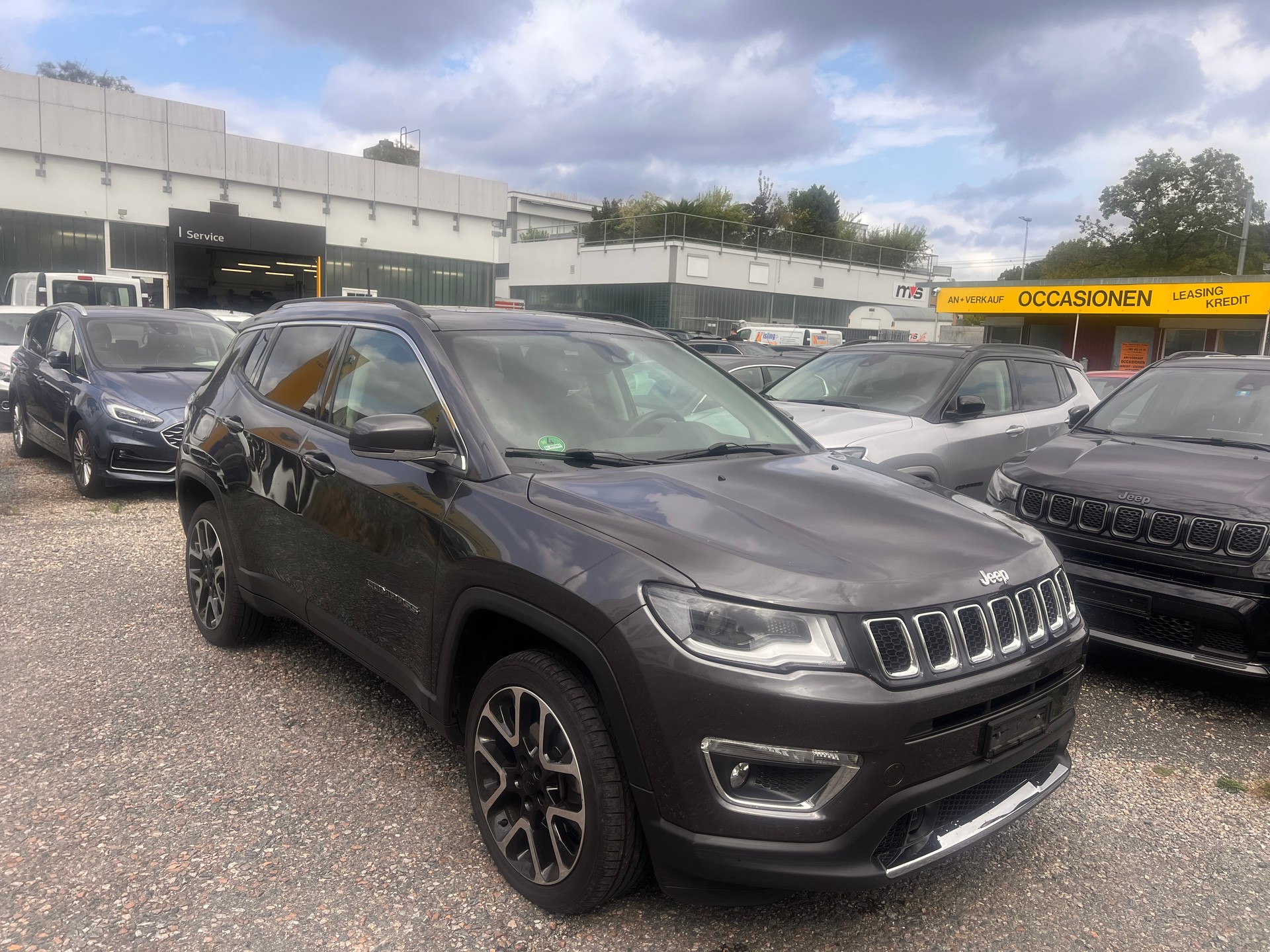 JEEP Compass 2.0CRD Limited AWD 9ATX-showroom-element-1