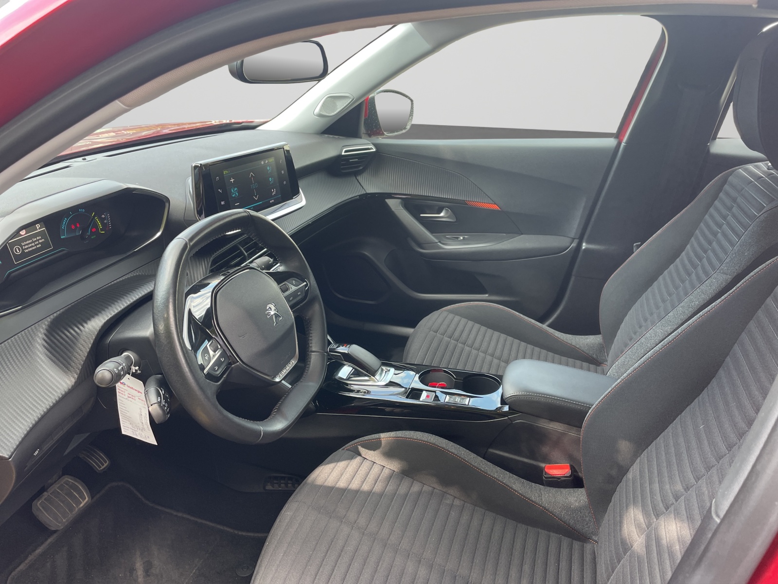 PEUGEOT 2008 e Active Pack-image-4