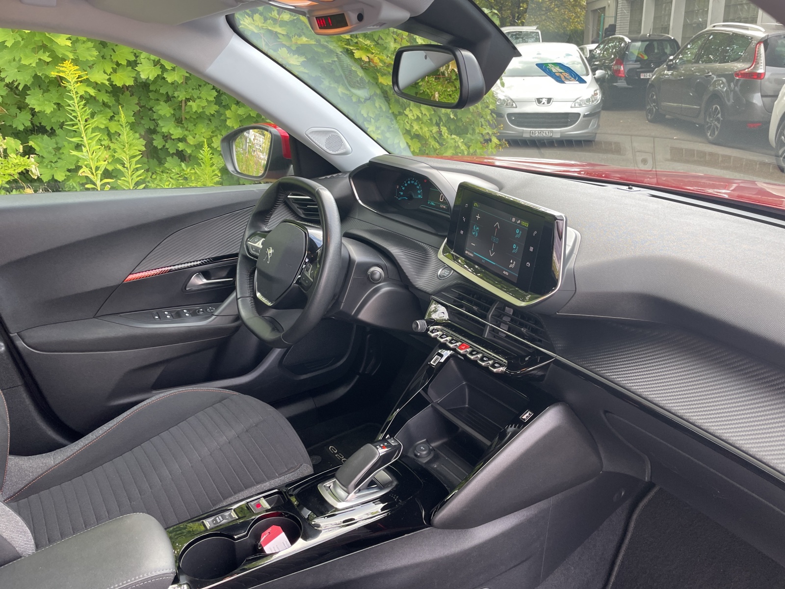 PEUGEOT 2008 e Active Pack-image-11
