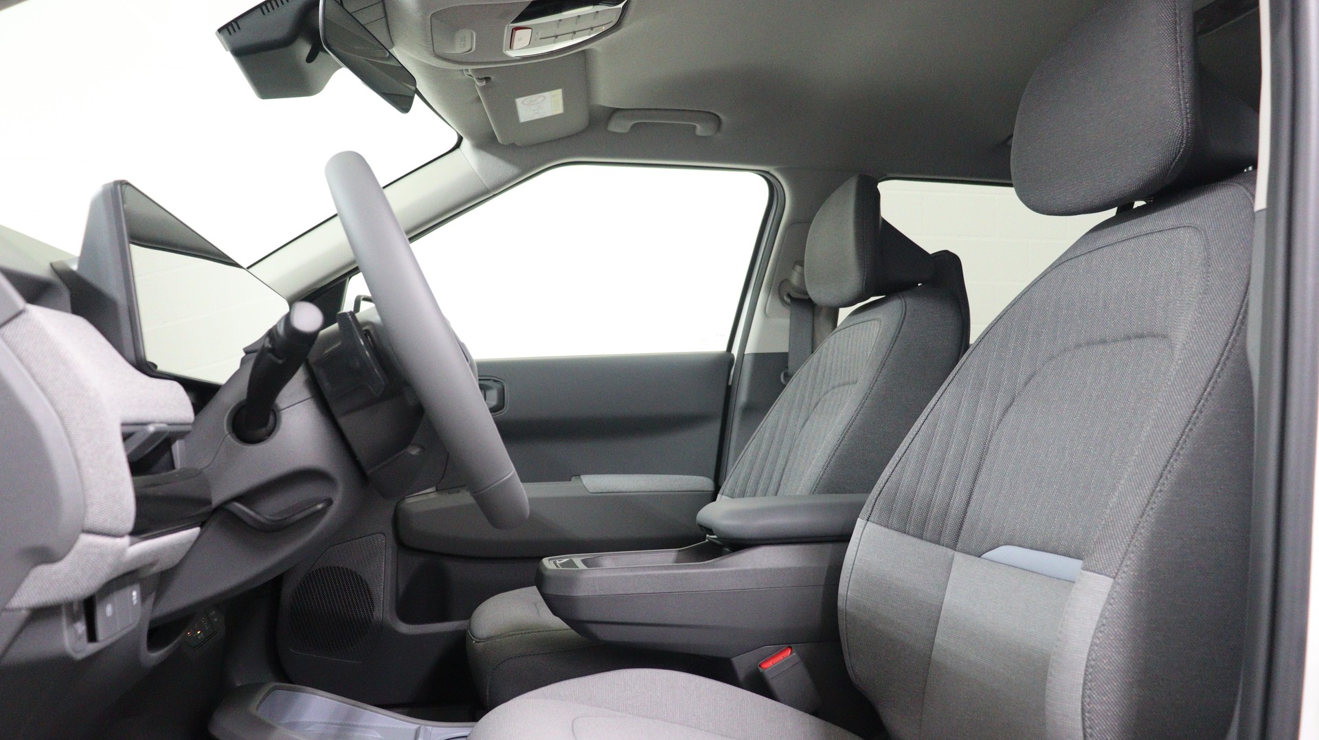 KIA EV3 58 kWh Earth-showroom-element-2