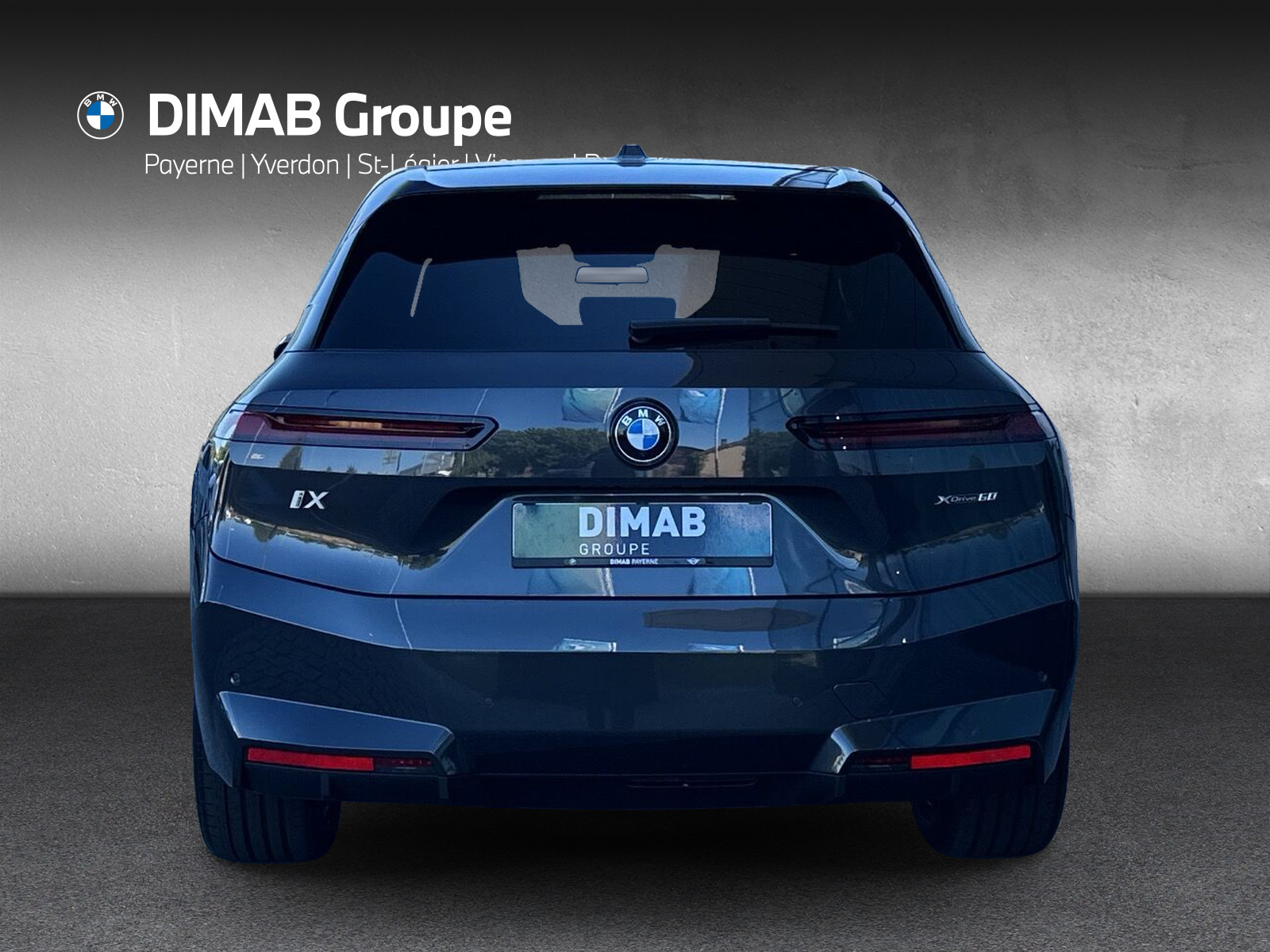 BMW iX xDrive60 M Sport Pro**Action de leasing à 0.9%**-showroom-element-3