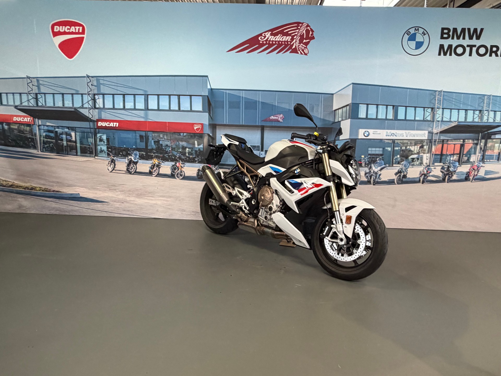 BMW S 1000 R-image-0