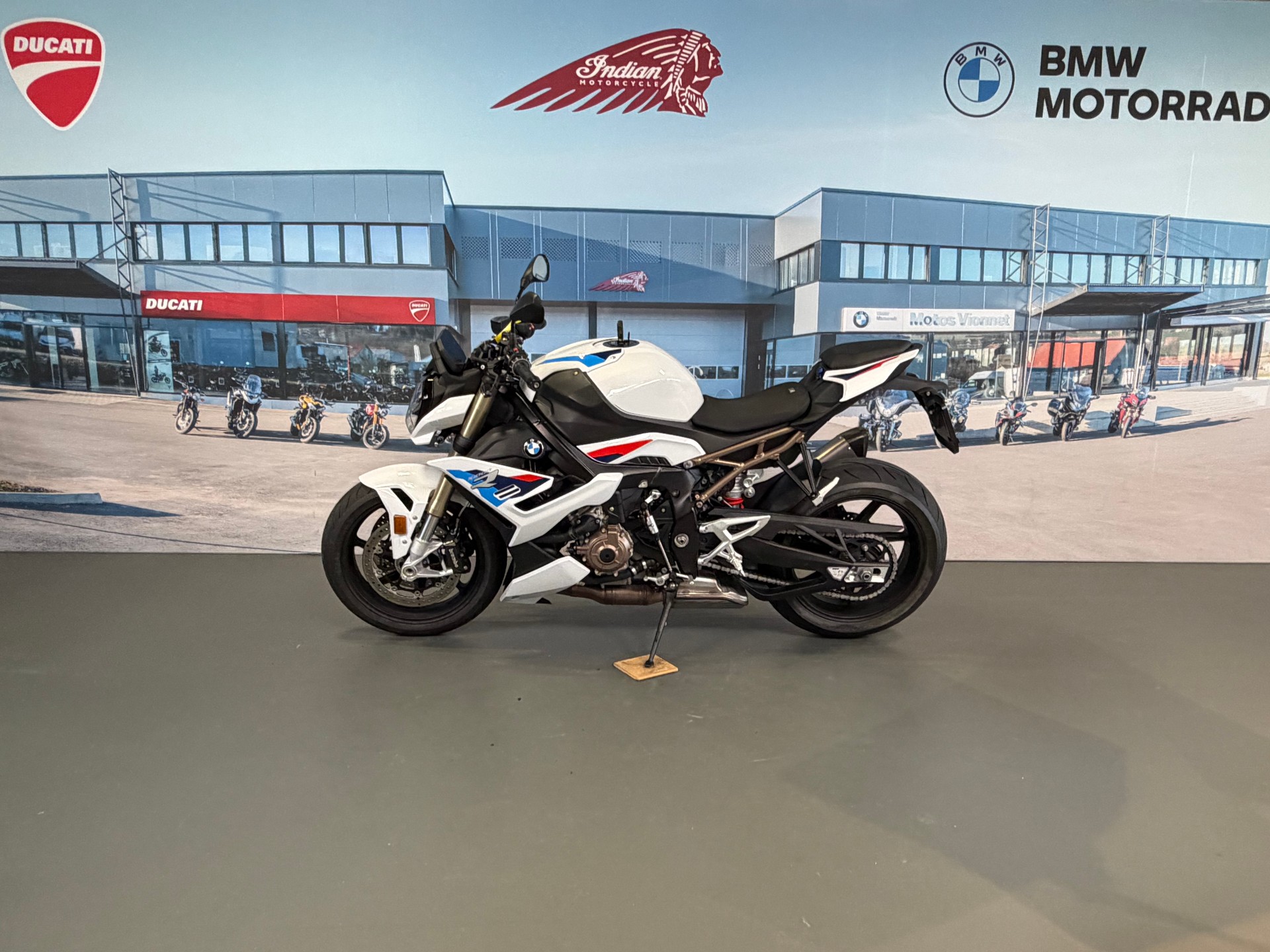 BMW S 1000 R-image-3