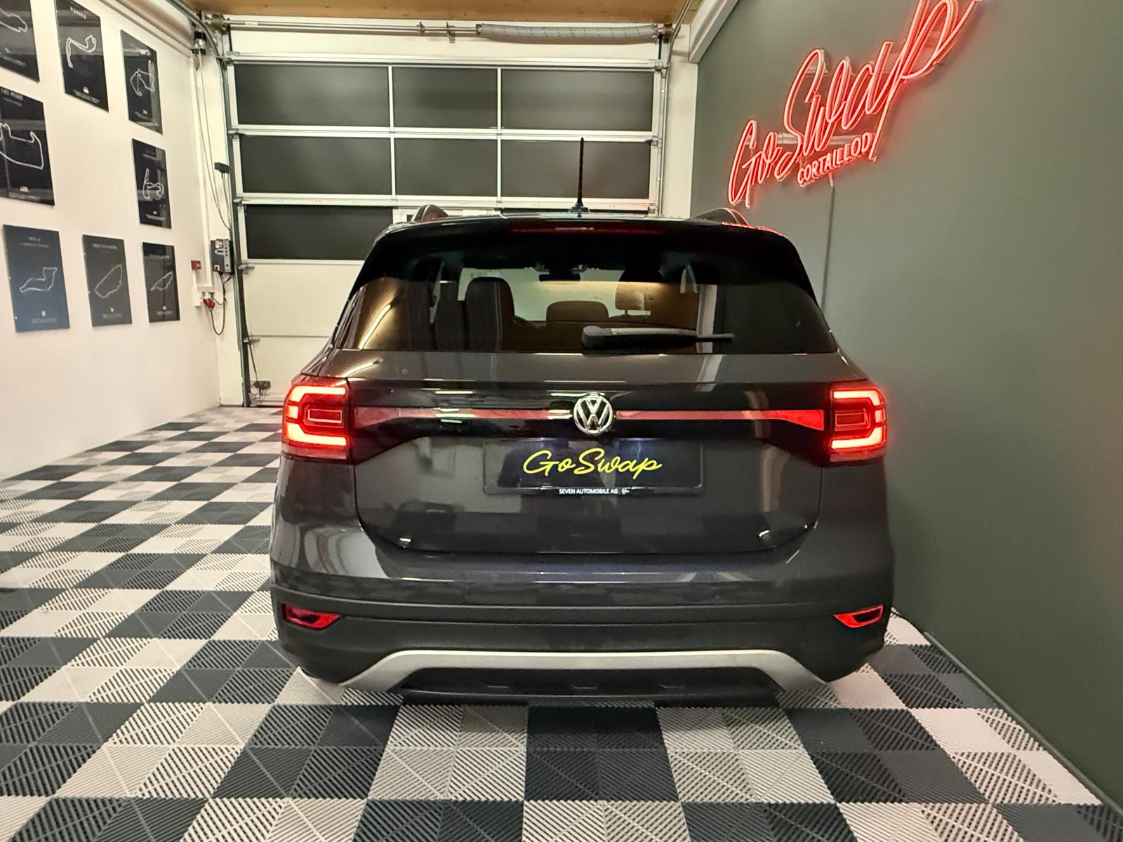 VW T-Cross 1.0 TSI Life DSG-image-4