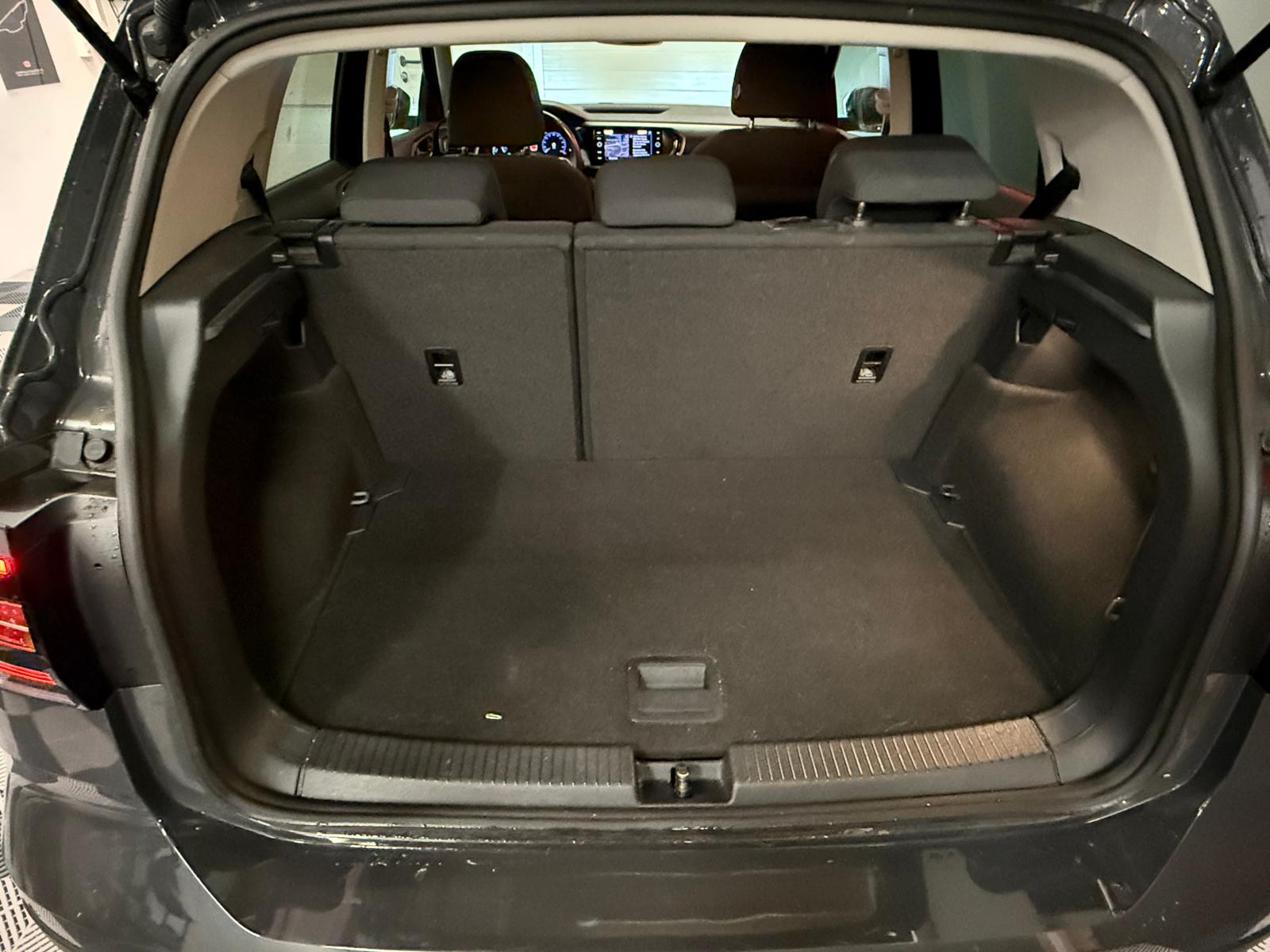 VW T-Cross 1.0 TSI Life DSG-image-24