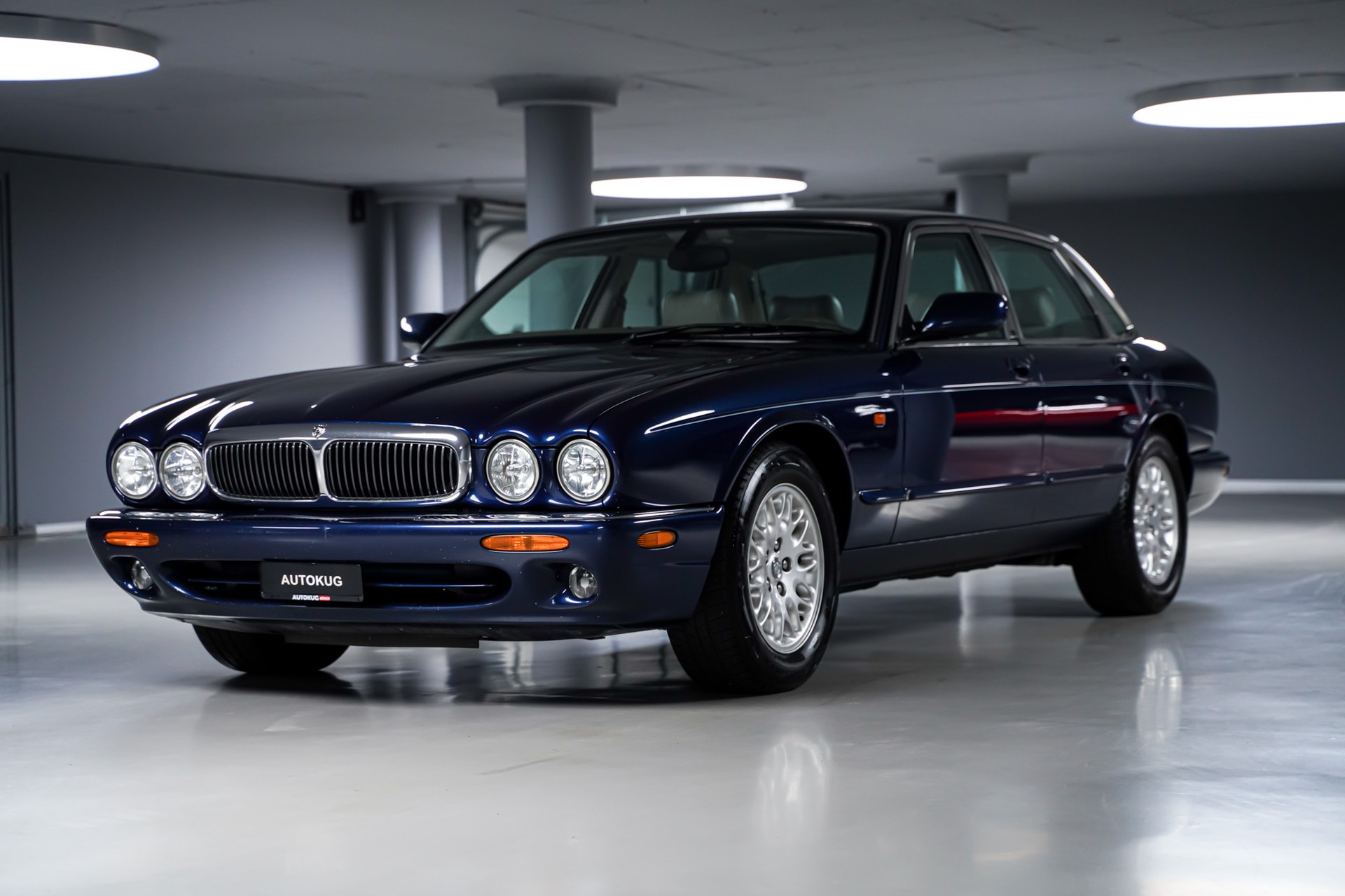 JAGUAR XJ 3.2 V8 Executive