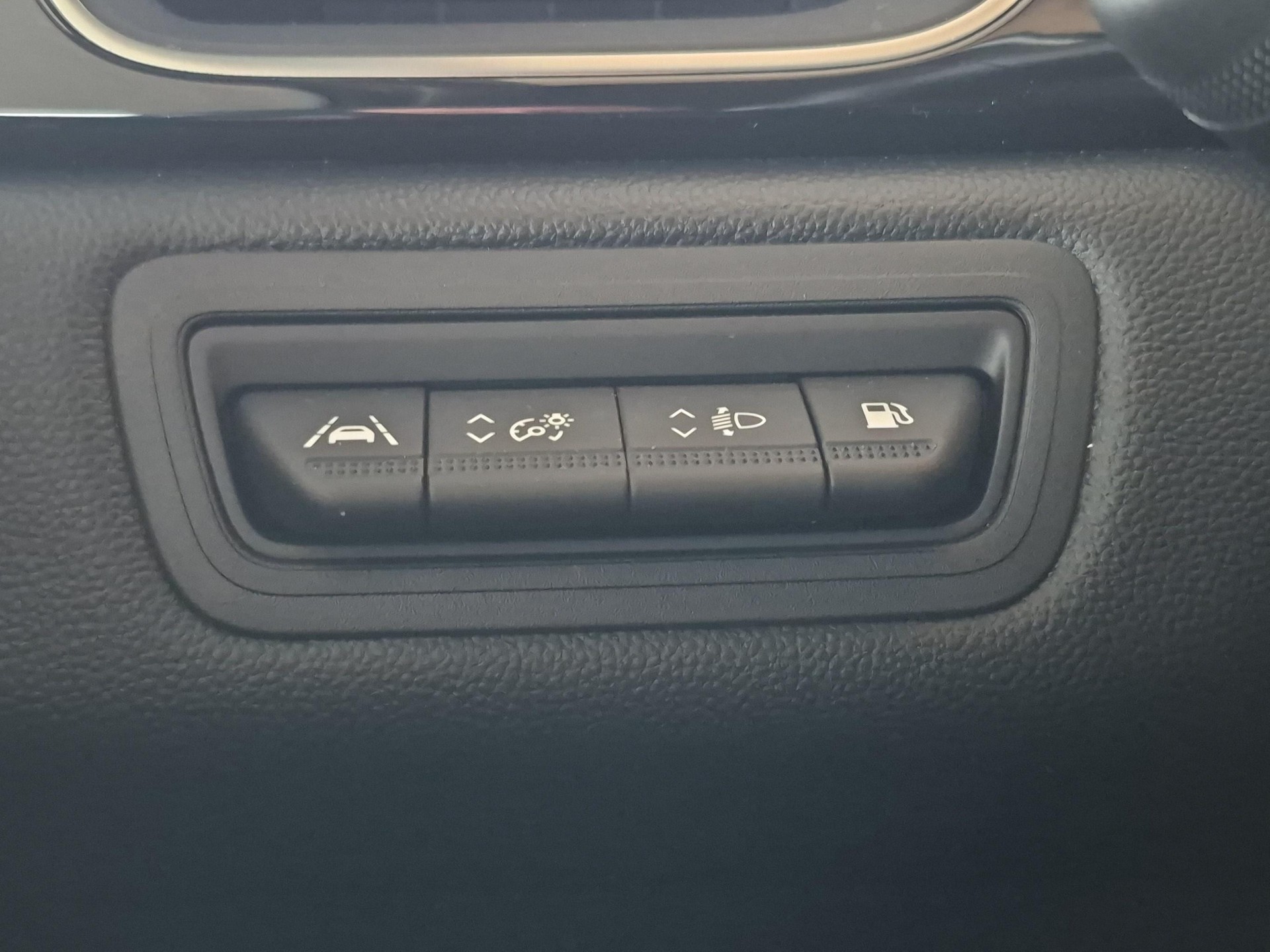 MITSUBISHI ASX 1.6 PHEV Intense-image-17