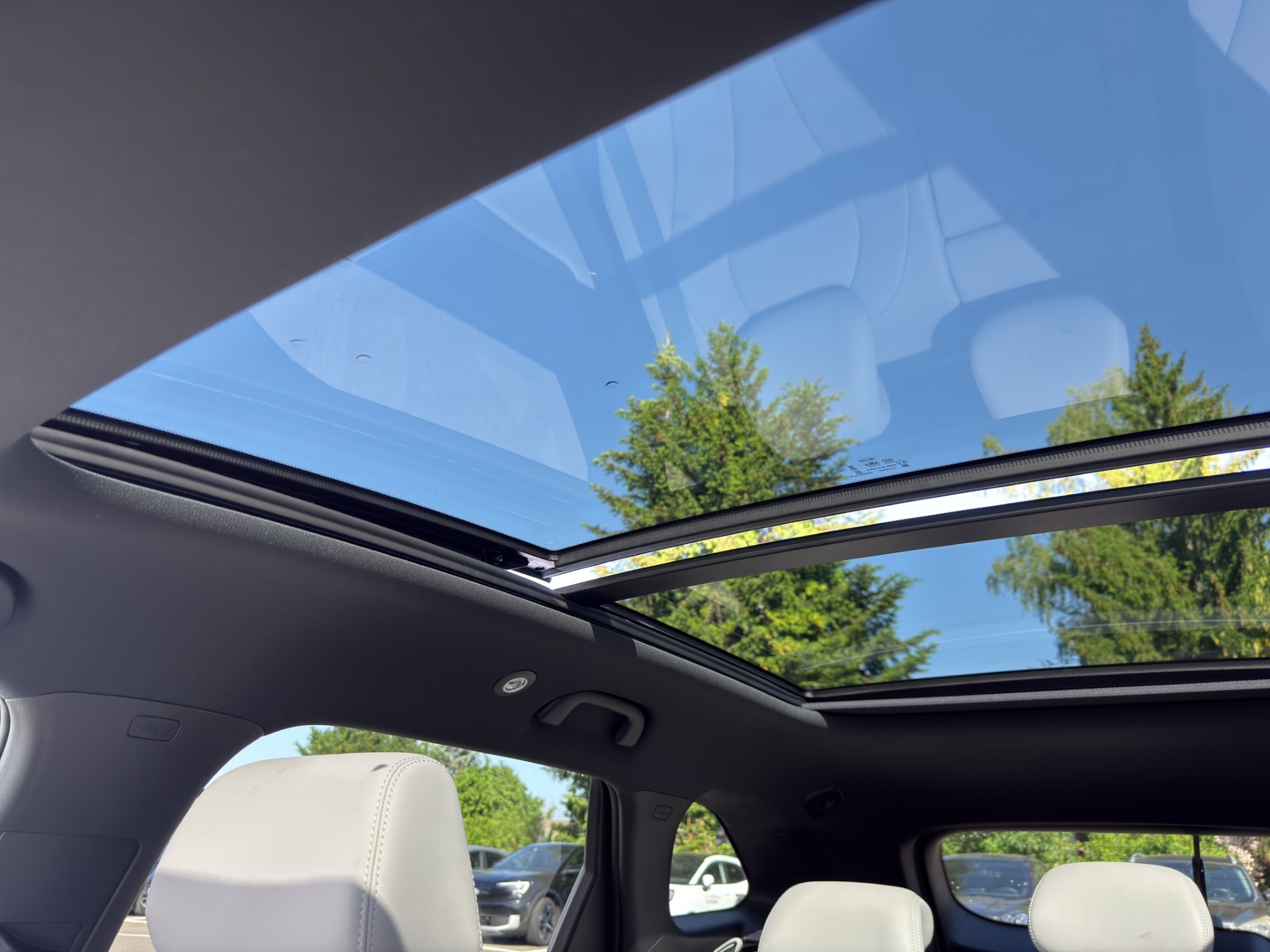 BYD Seal 6 DM-i Touring Comfort-image-12