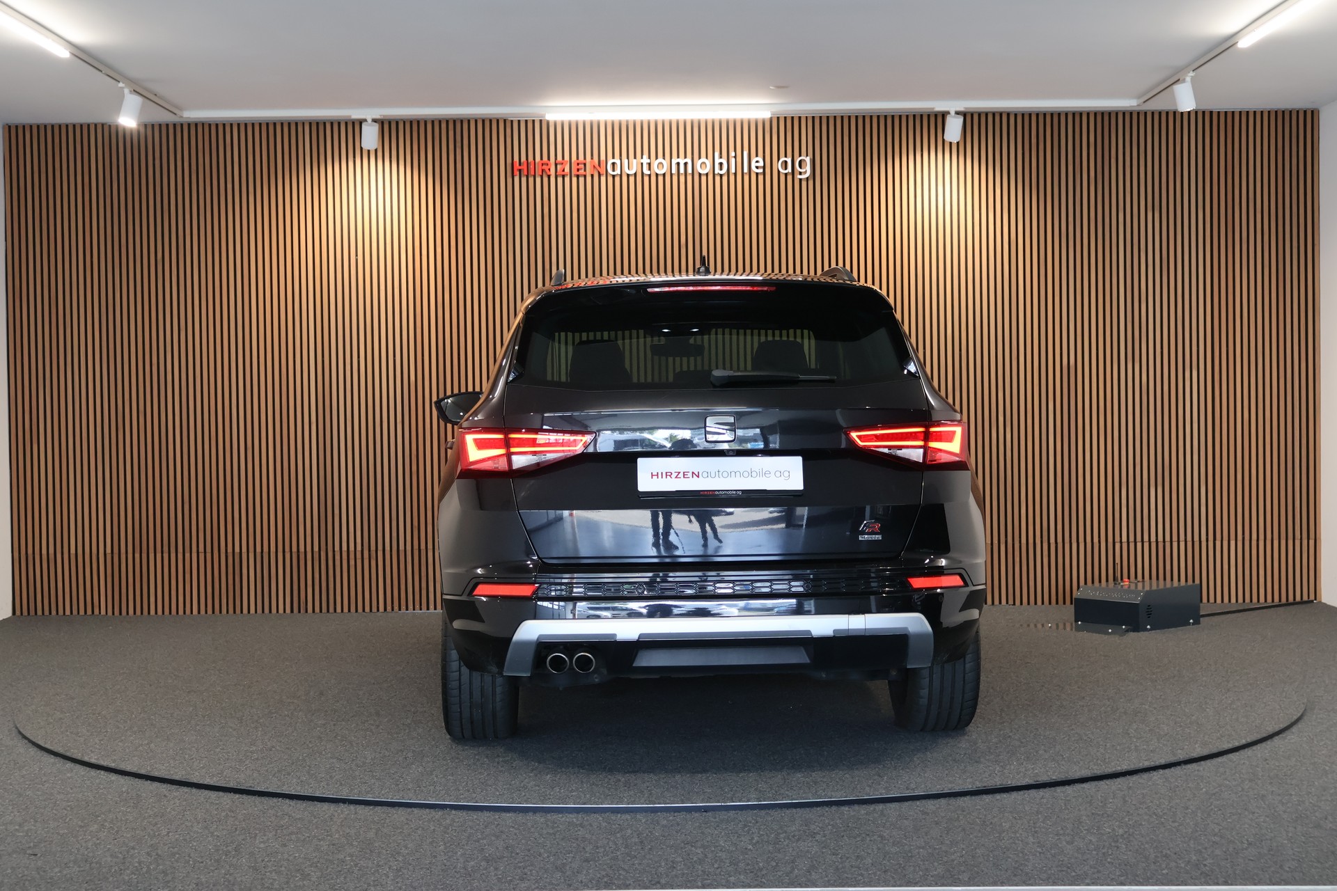 SEAT Ateca 2.0 TDI CR FR 4Drive DSG-showroom-element-3