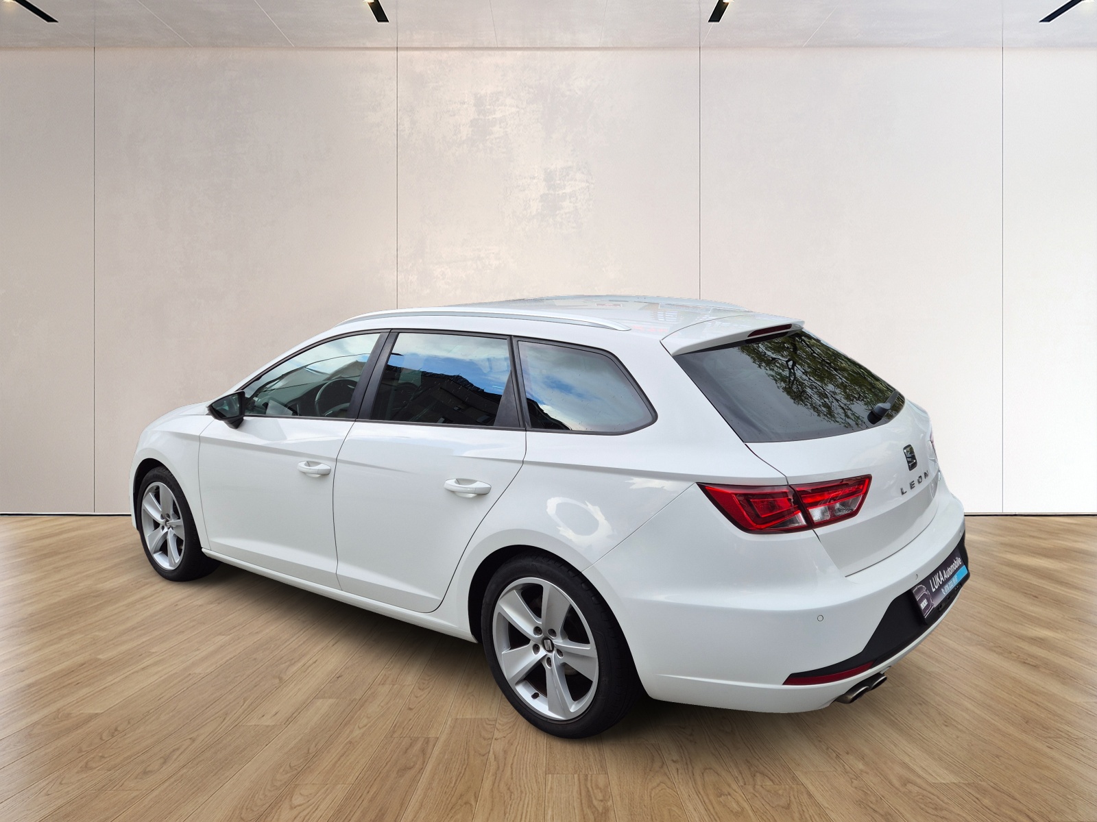 SEAT Leon ST 2.0 TDI FR-showroom-element-1
