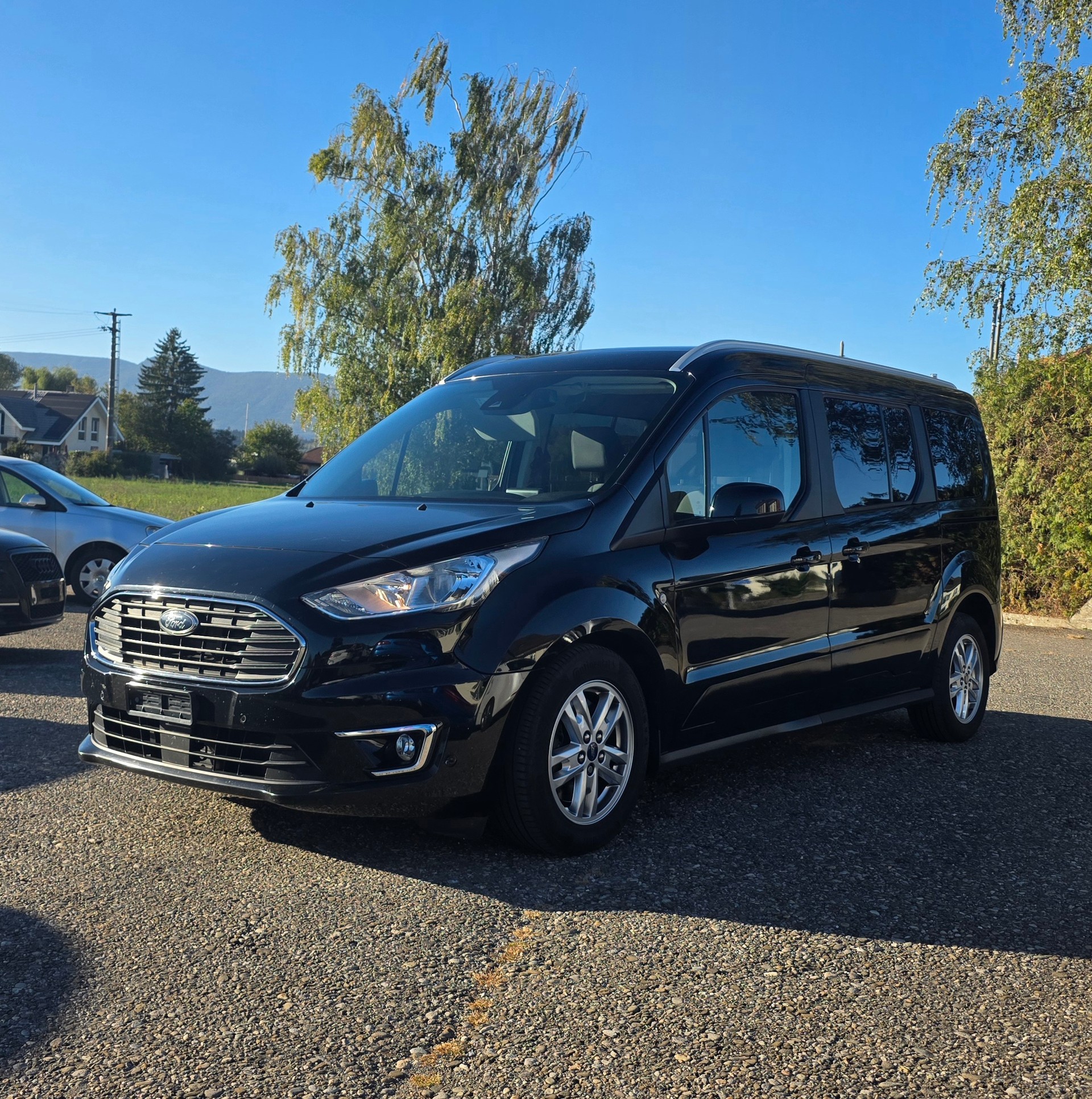 FORD Grand Tourneo Connect 1.5 EcoBlue Titanium Automat