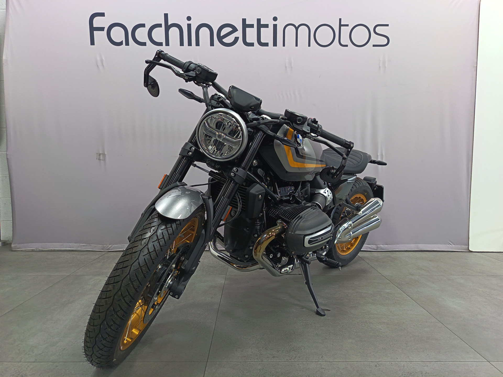 BMW R 12 ***PACK SERVICE 3ANS/30000KMS OFFERTS JUSQU'AU 30.-image-2