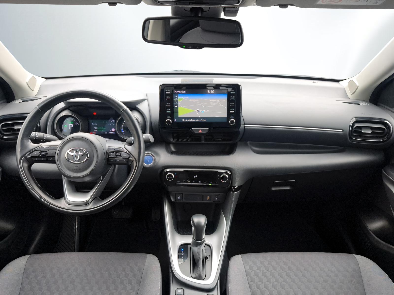 TOYOTA Yaris 1.5 VVT-i HSD Trend-image-15