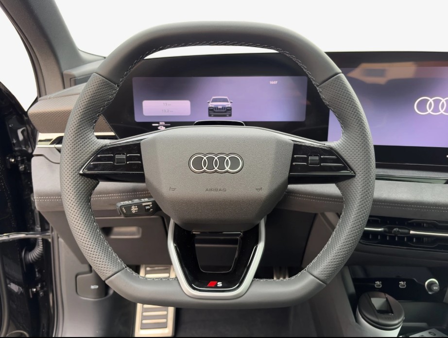 AUDI Q6 e-tron quattro-image-8