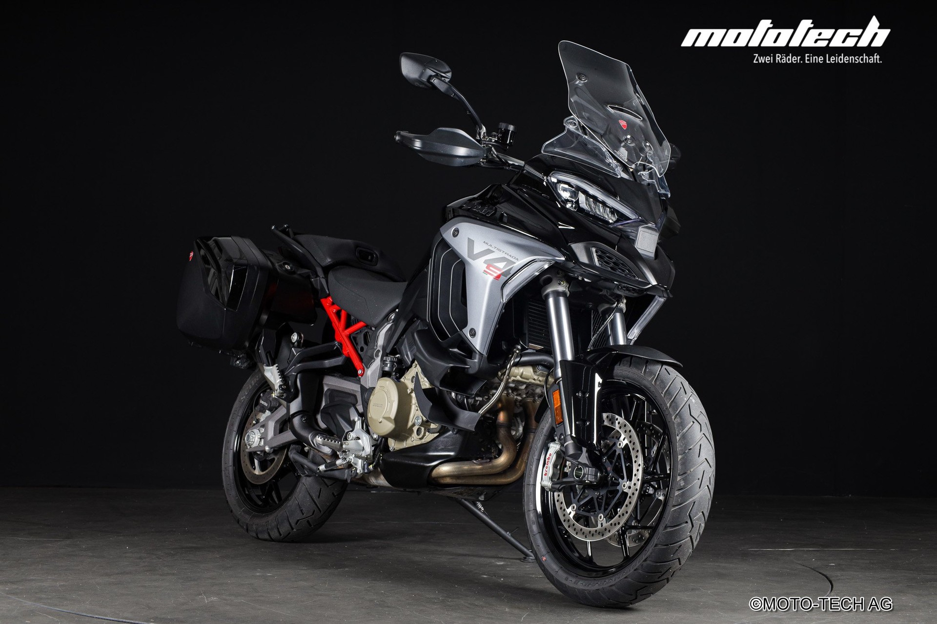 DUCATI Multistrada V4 S Travel & Radar-image-0