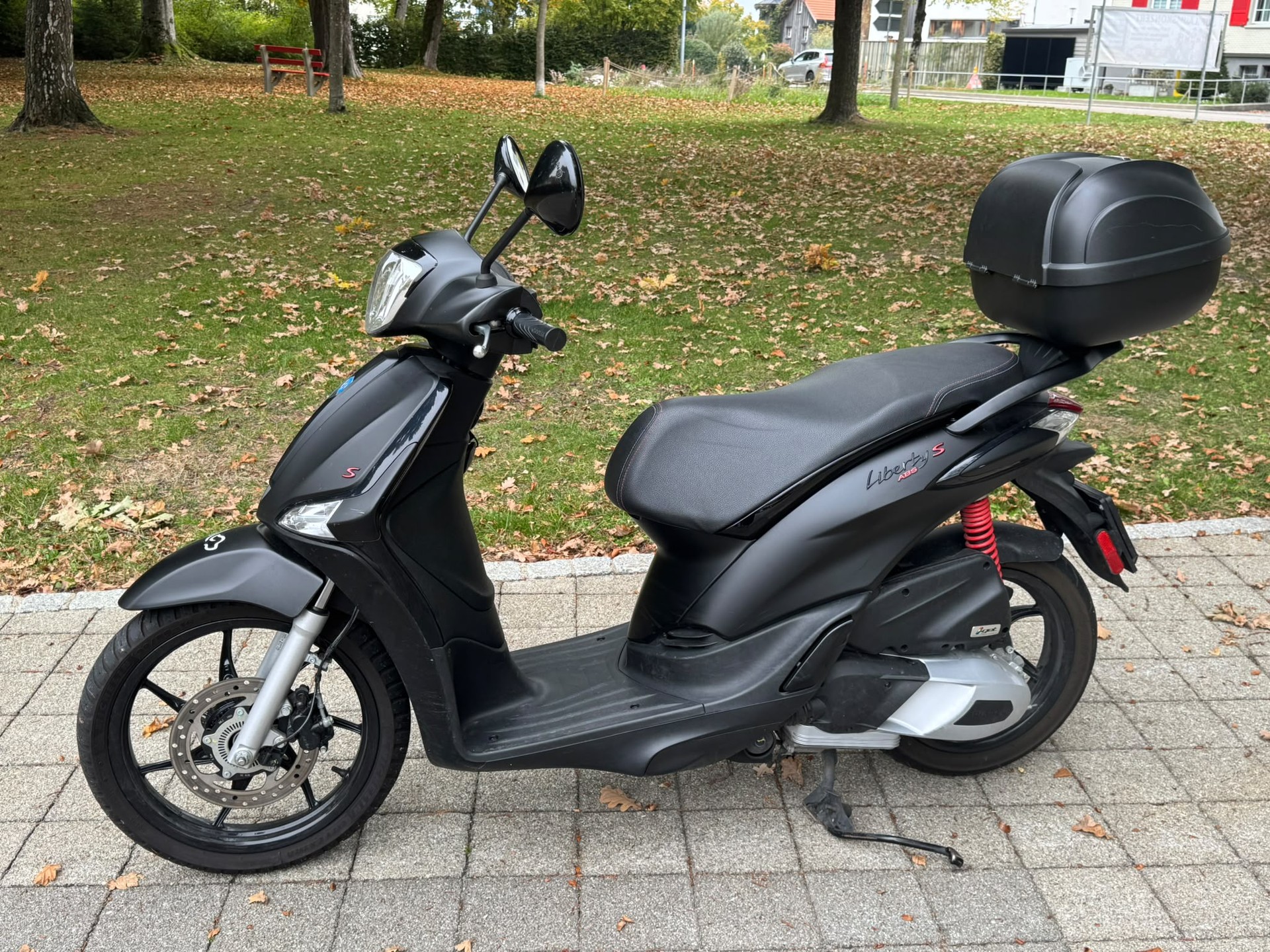 PIAGGIO Liberty 125 Sport-image-1