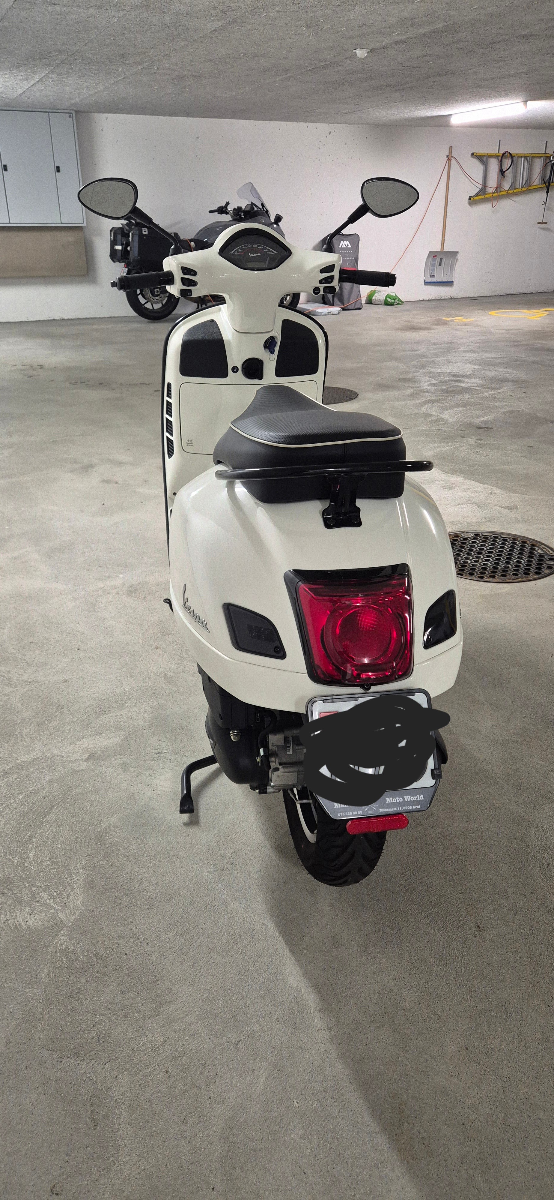 PIAGGIO Vespa GTS 125 ABS-image-4