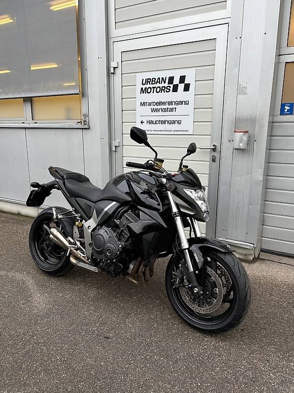HONDA CB 1000 R ABS-image-1