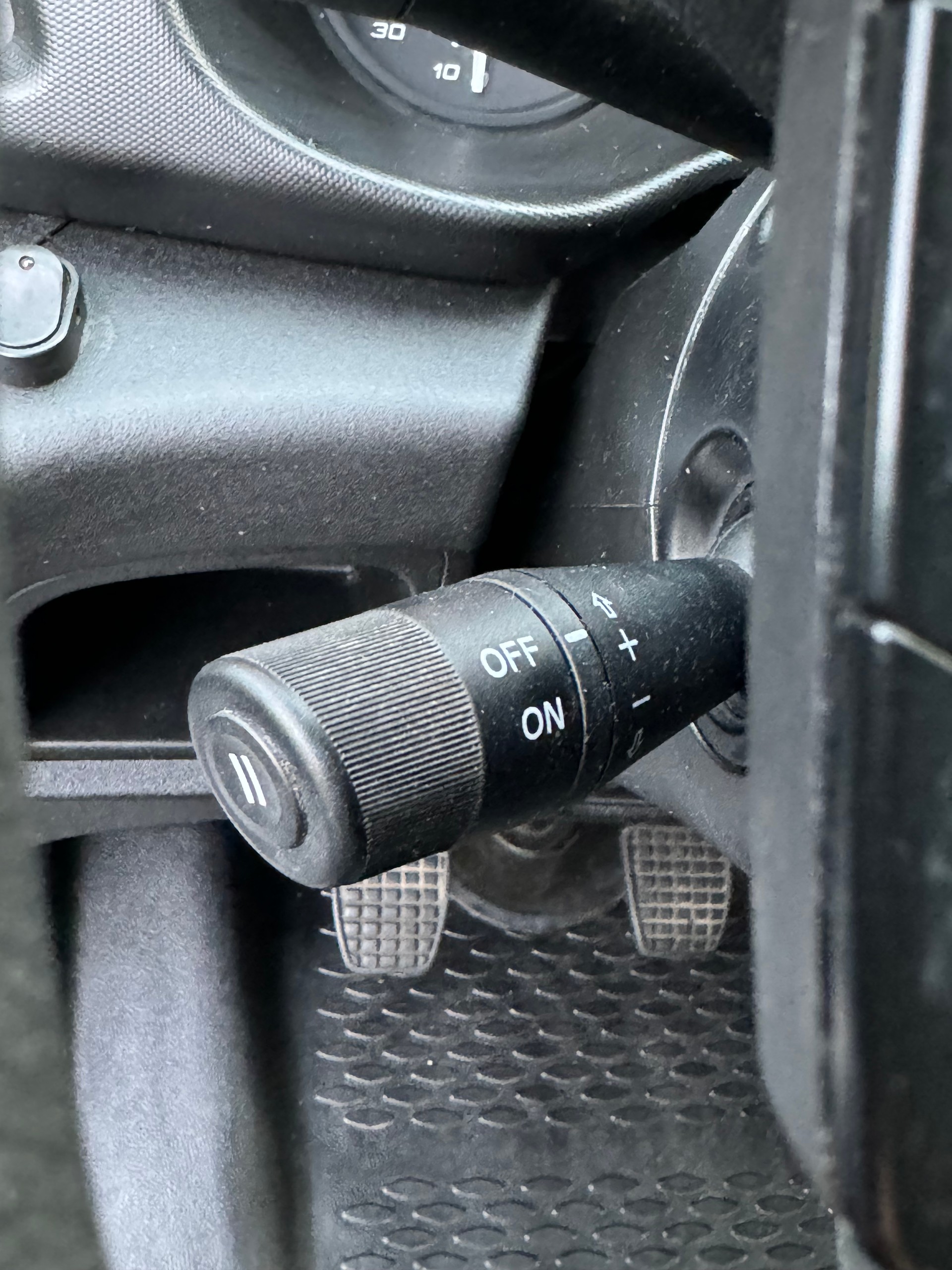 IVECO 35 S 15 H D-image-9