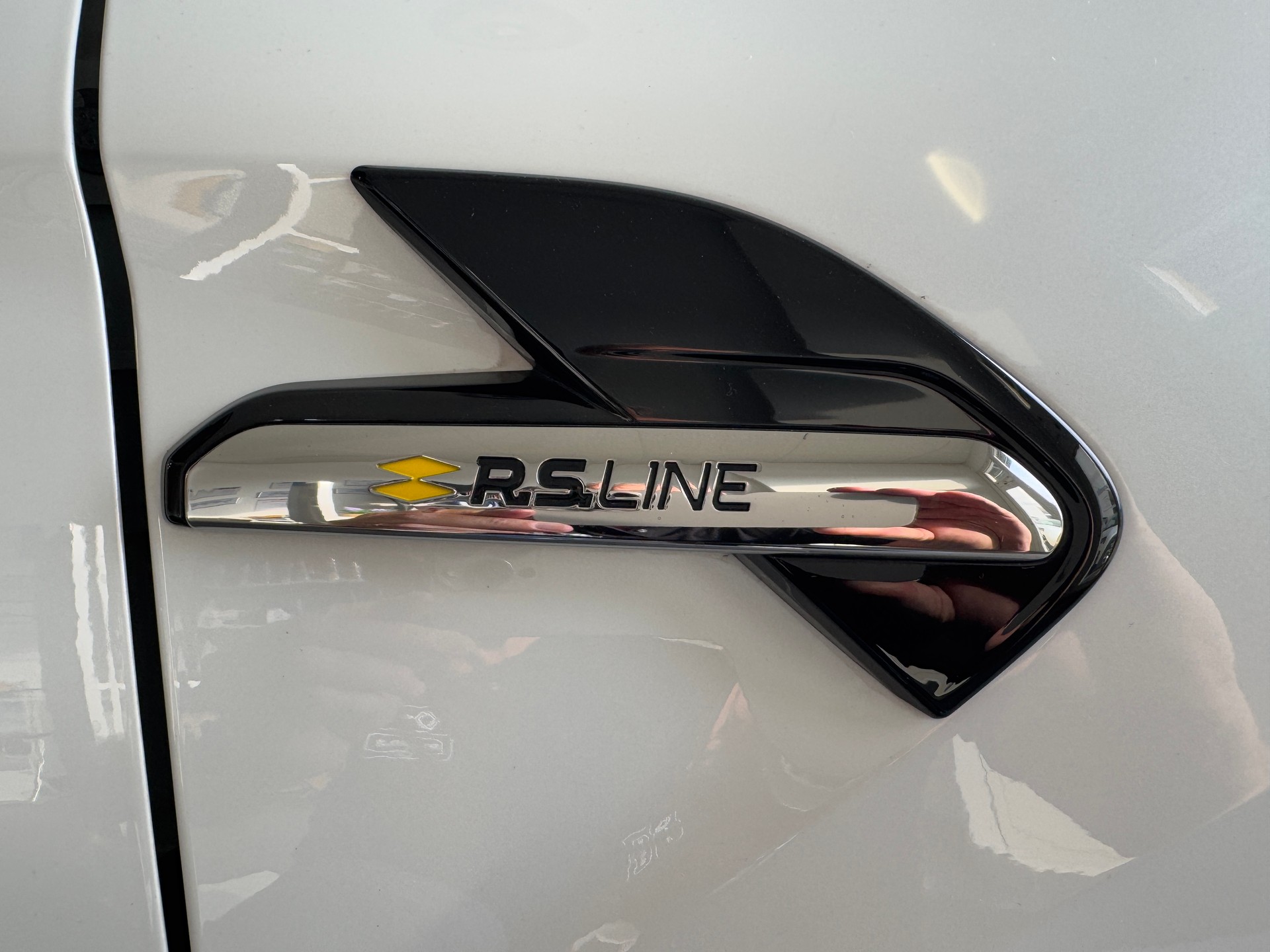 RENAULT Captur 1.3 TCe EDC R.S.Line-image-7