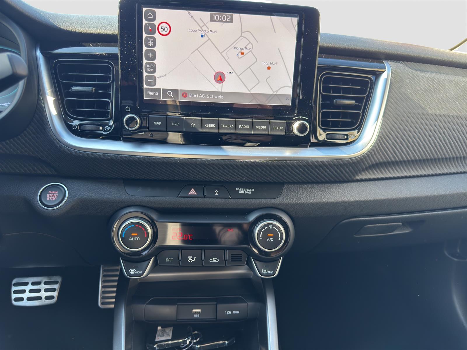KIA Stonic 1.0 T-GDi MHEV GT-Line-image-11