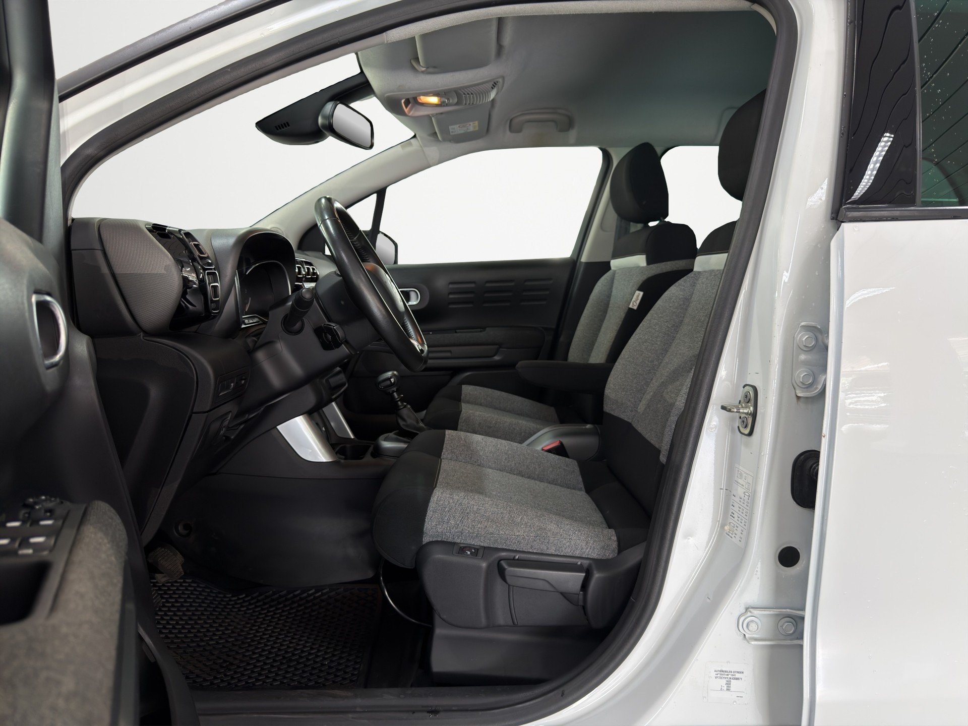CITROEN C3 Aircross 1.5 BlueHD Feel-image-8