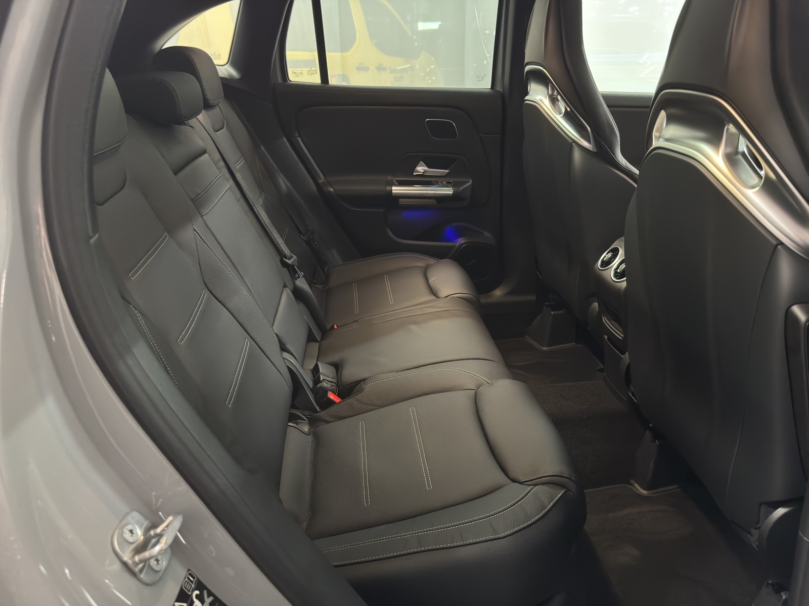MERCEDES-BENZ AMG GLA 35 4Matic-image-9
