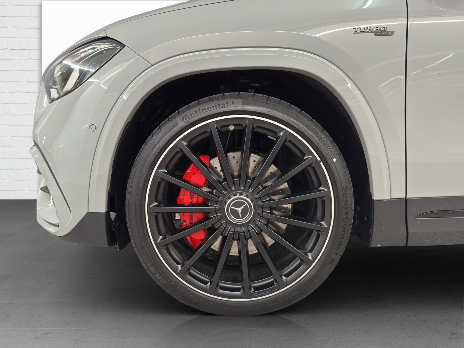 MERCEDES-BENZ AMG GLA 35 4Matic-image-5