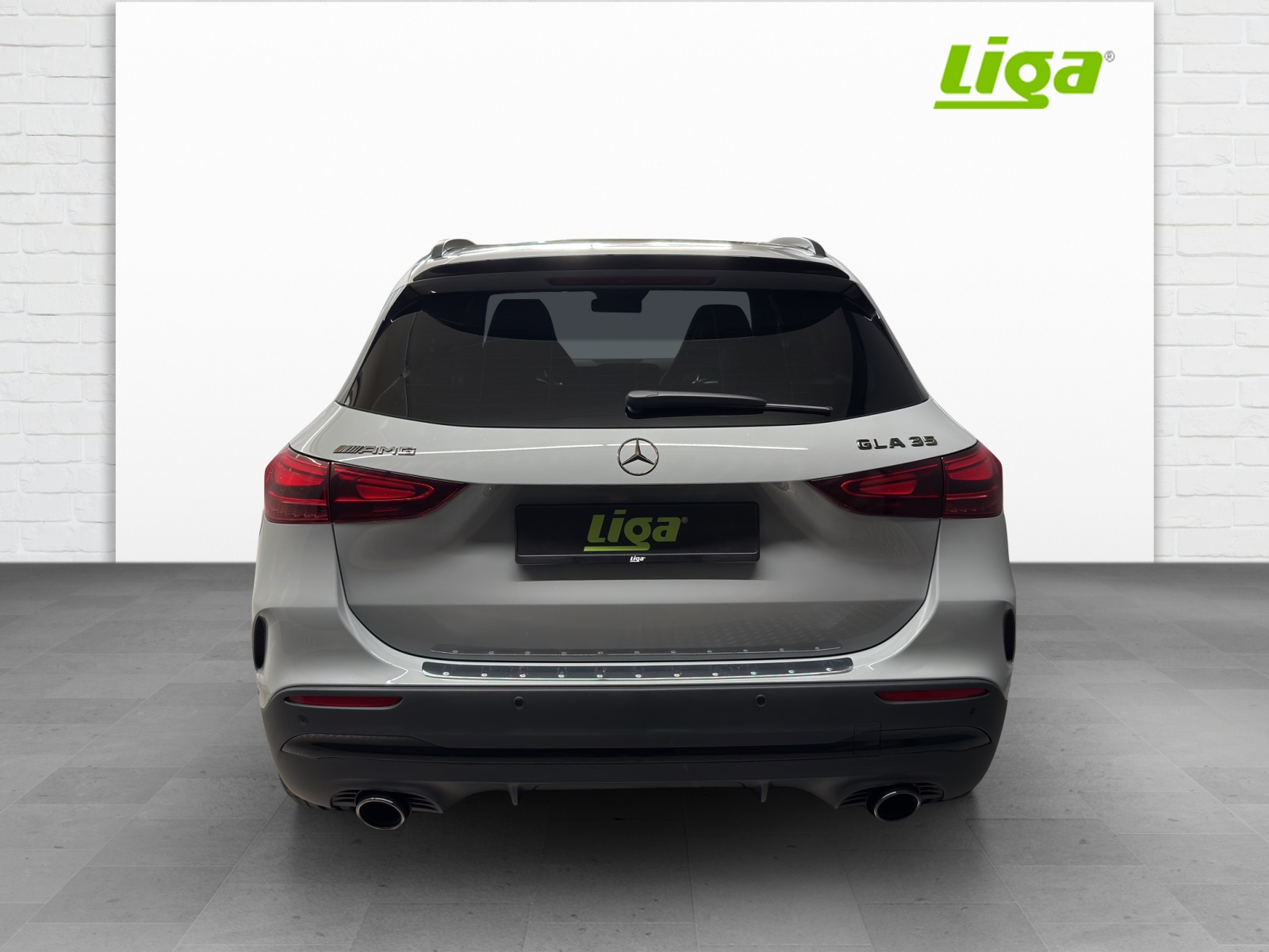 MERCEDES-BENZ AMG GLA 35 4Matic-image-4