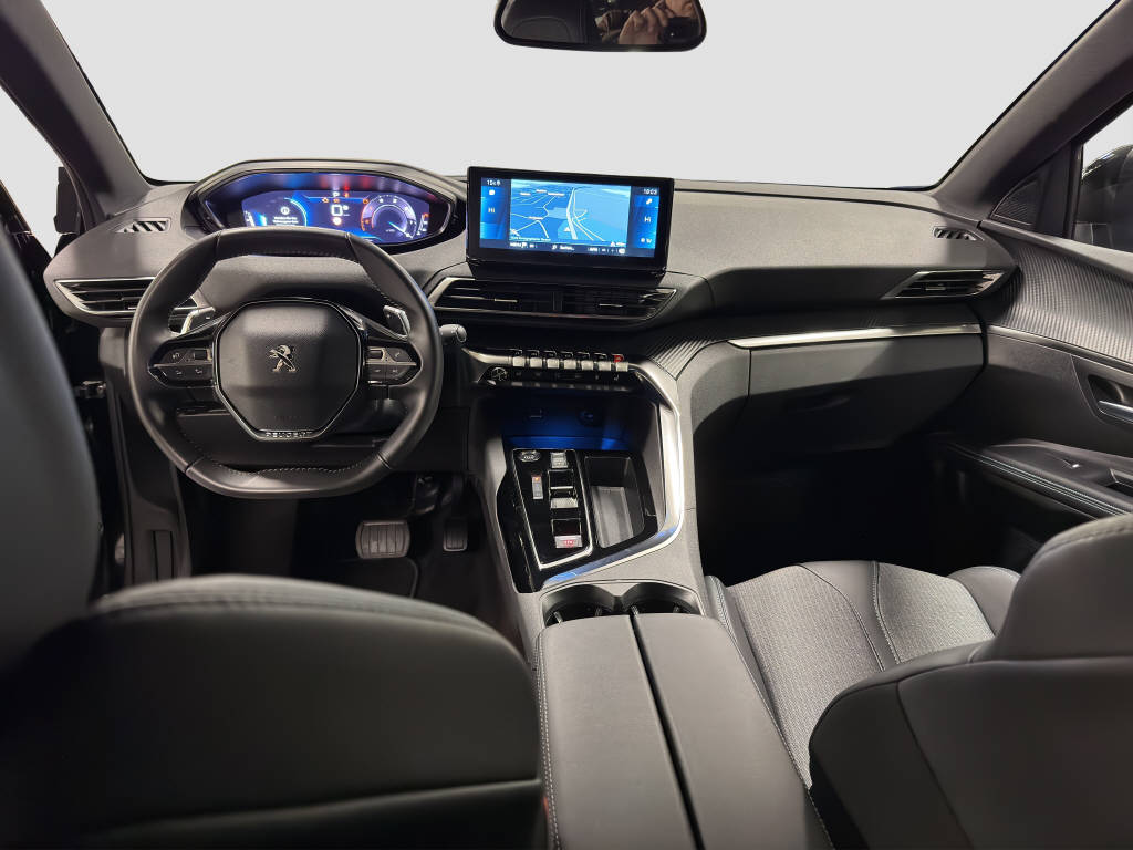 PEUGEOT 5008 1.5 BlueHDi Allure Pack-image-10