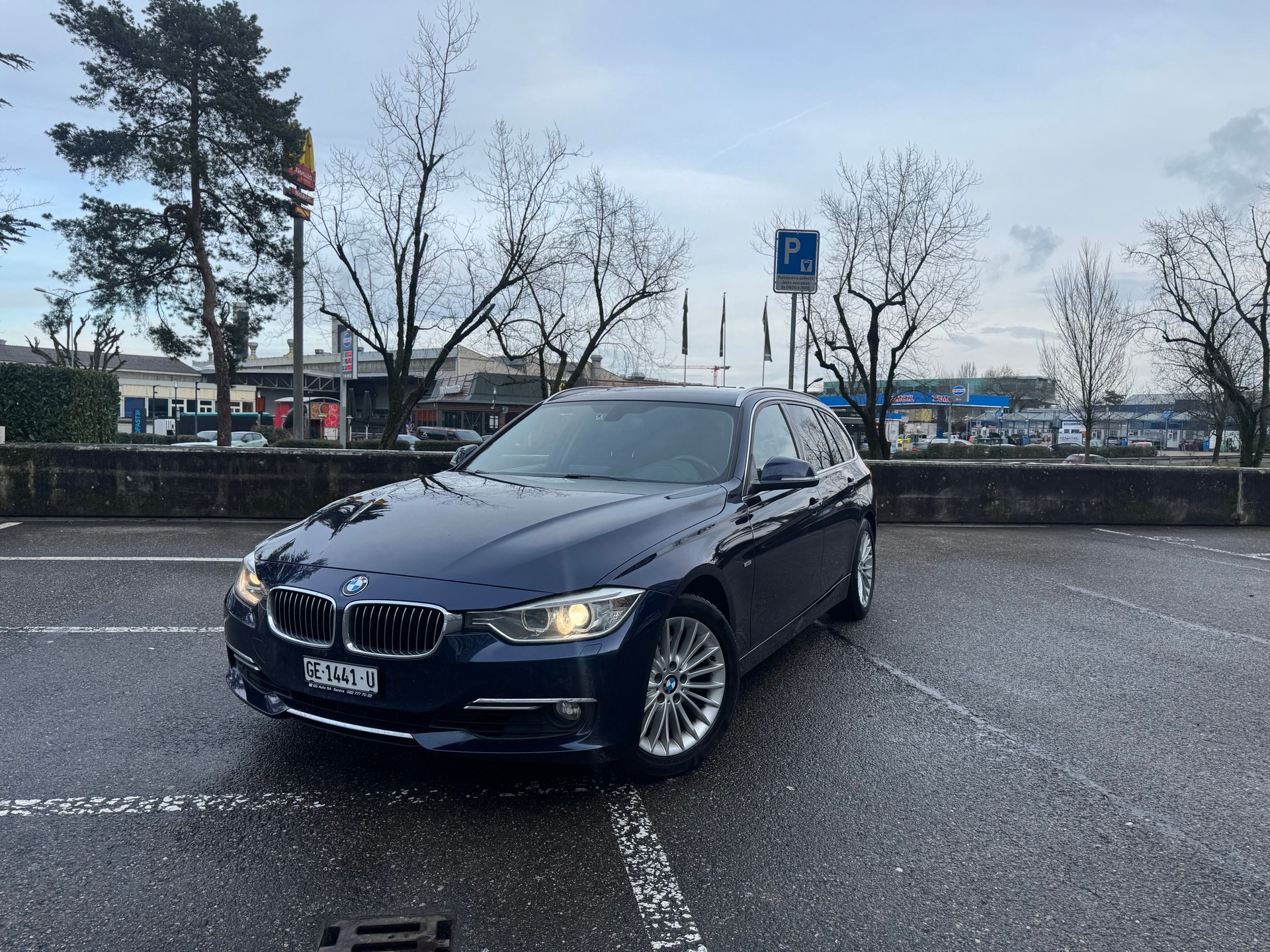 BMW 330d Touring Luxury Line Steptronic