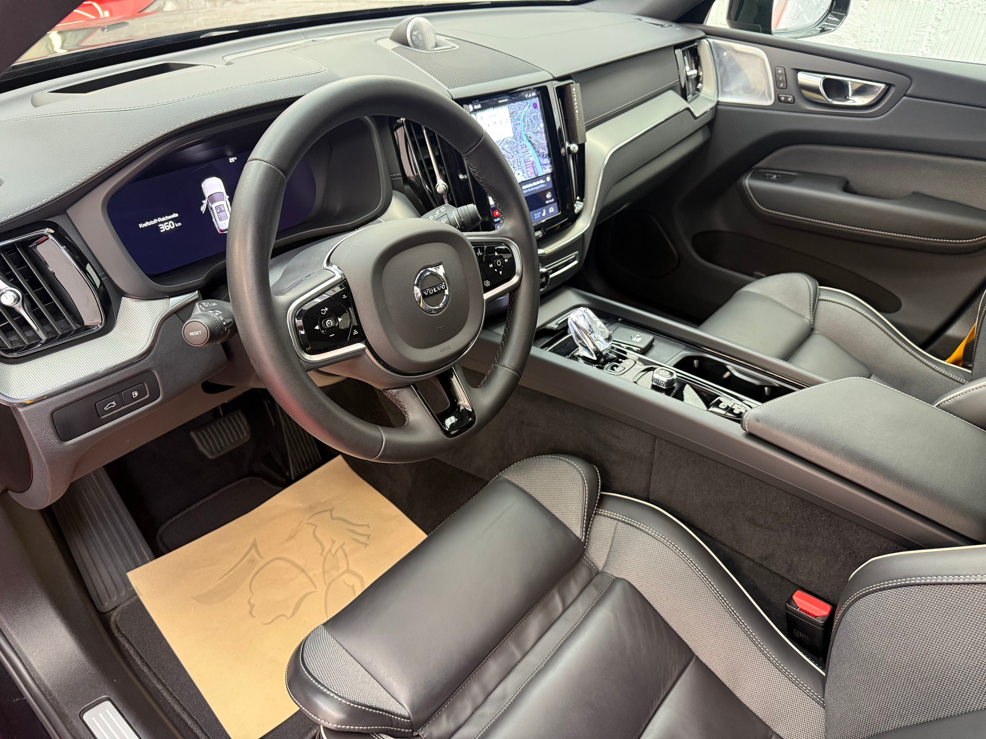 VOLVO XC60 T8 eAWD PluginHybrid Polestar Geartronic-image-6