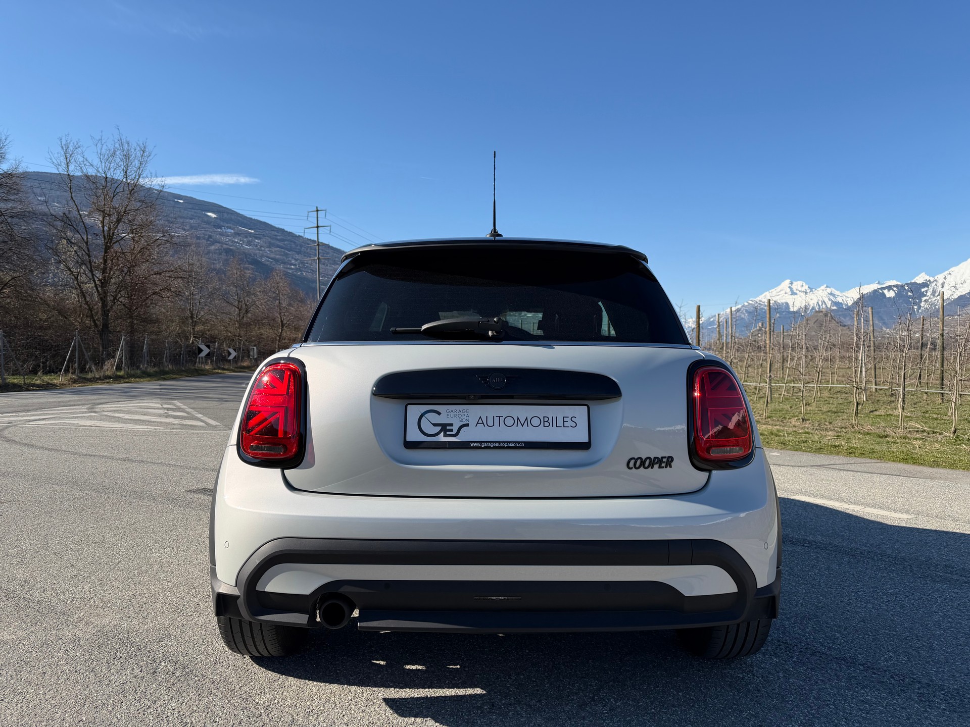 MINI Cooper Camden Edition Steptronic DKG-image-10