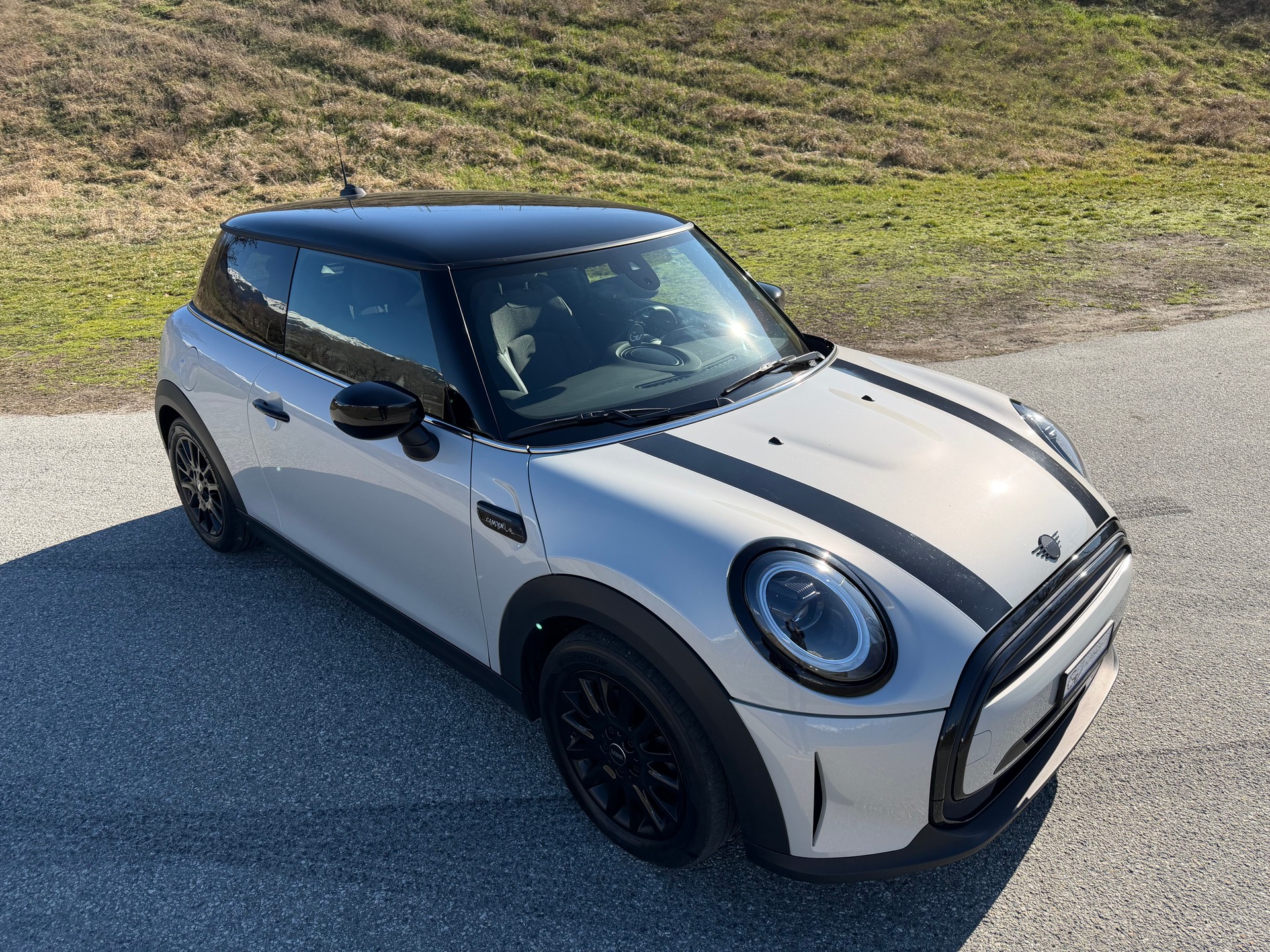 MINI Cooper Camden Edition Steptronic DKG-showroom-element-3
