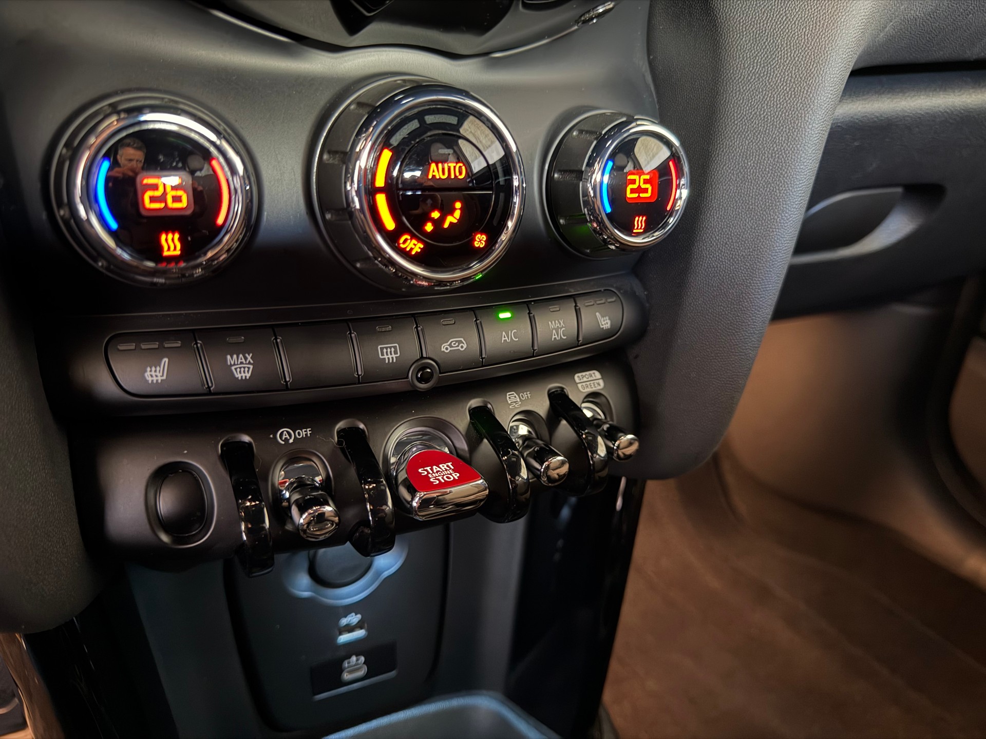 MINI Cooper Camden Edition Steptronic DKG-image-27
