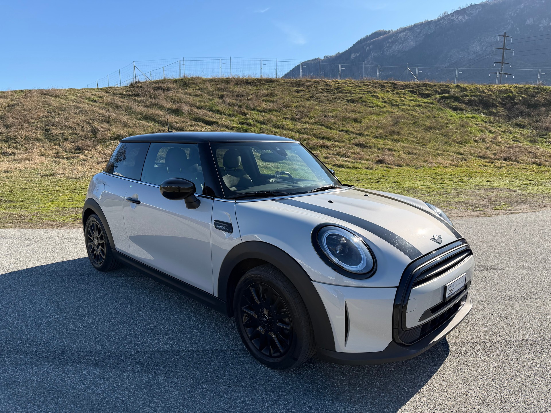MINI Cooper Camden Edition Steptronic DKG-showroom-element-2