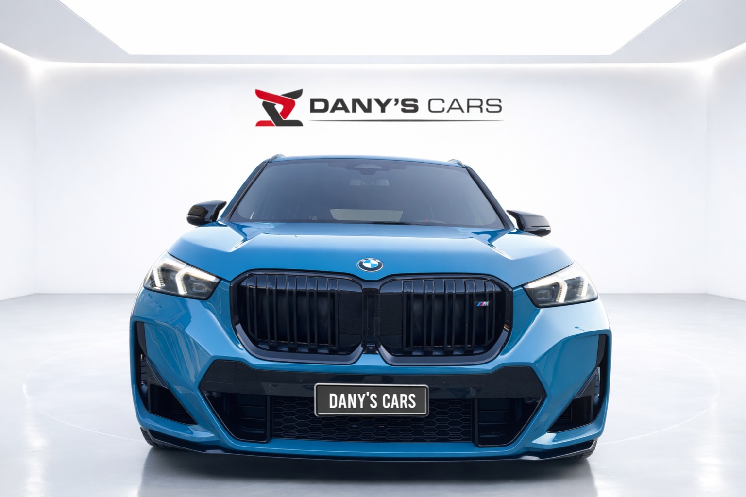 BMW X1 xDrive M35i M Sport Pro Individual-showroom-element-1