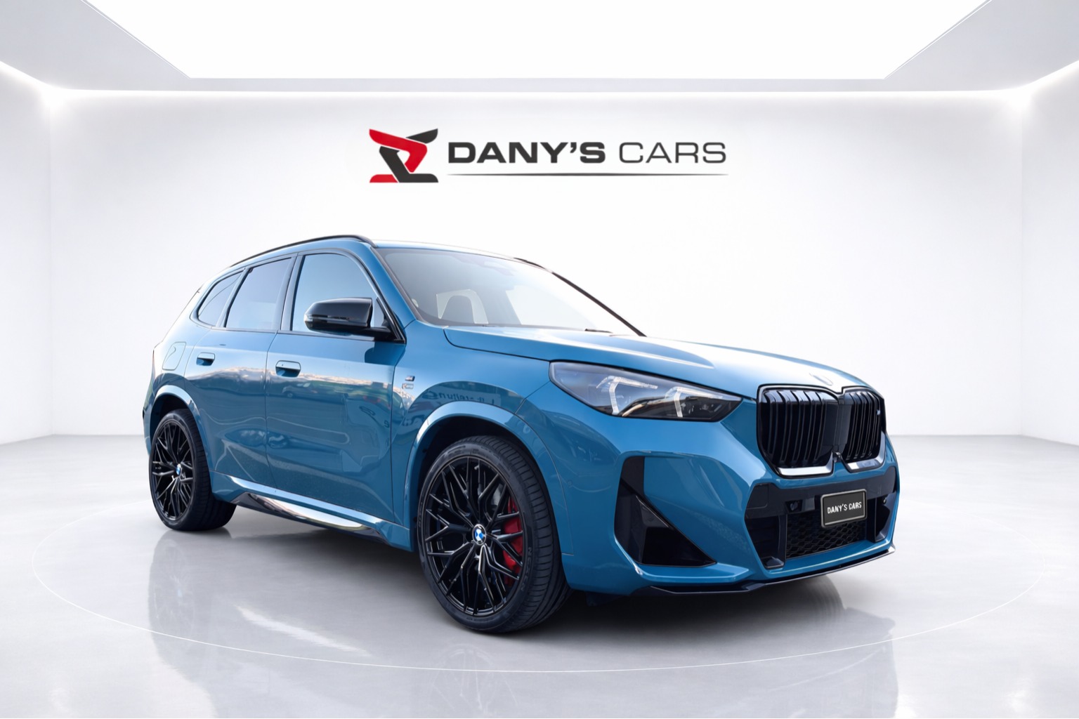 BMW X1 xDrive M35i M Sport Pro Individual-showroom-element-2