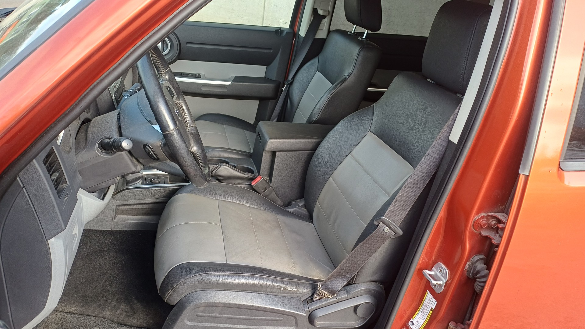 DODGE Nitro 3.7 V6 SXT Automatic-image-10
