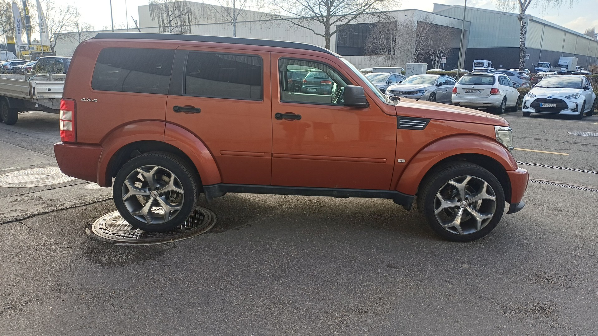 DODGE Nitro 3.7 V6 SXT Automatic-image-7